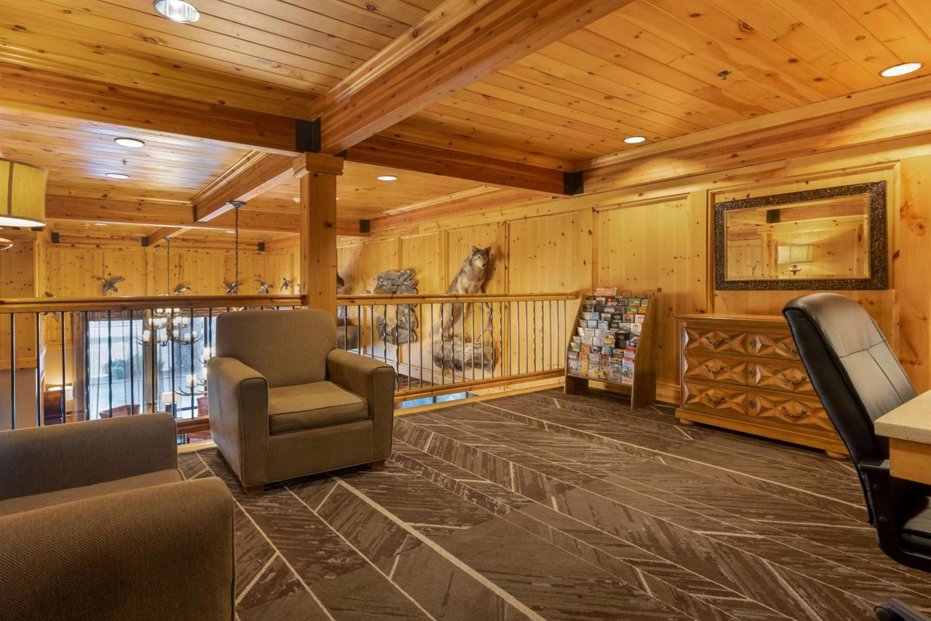 Best Western Plus Olympic Inn photo 27