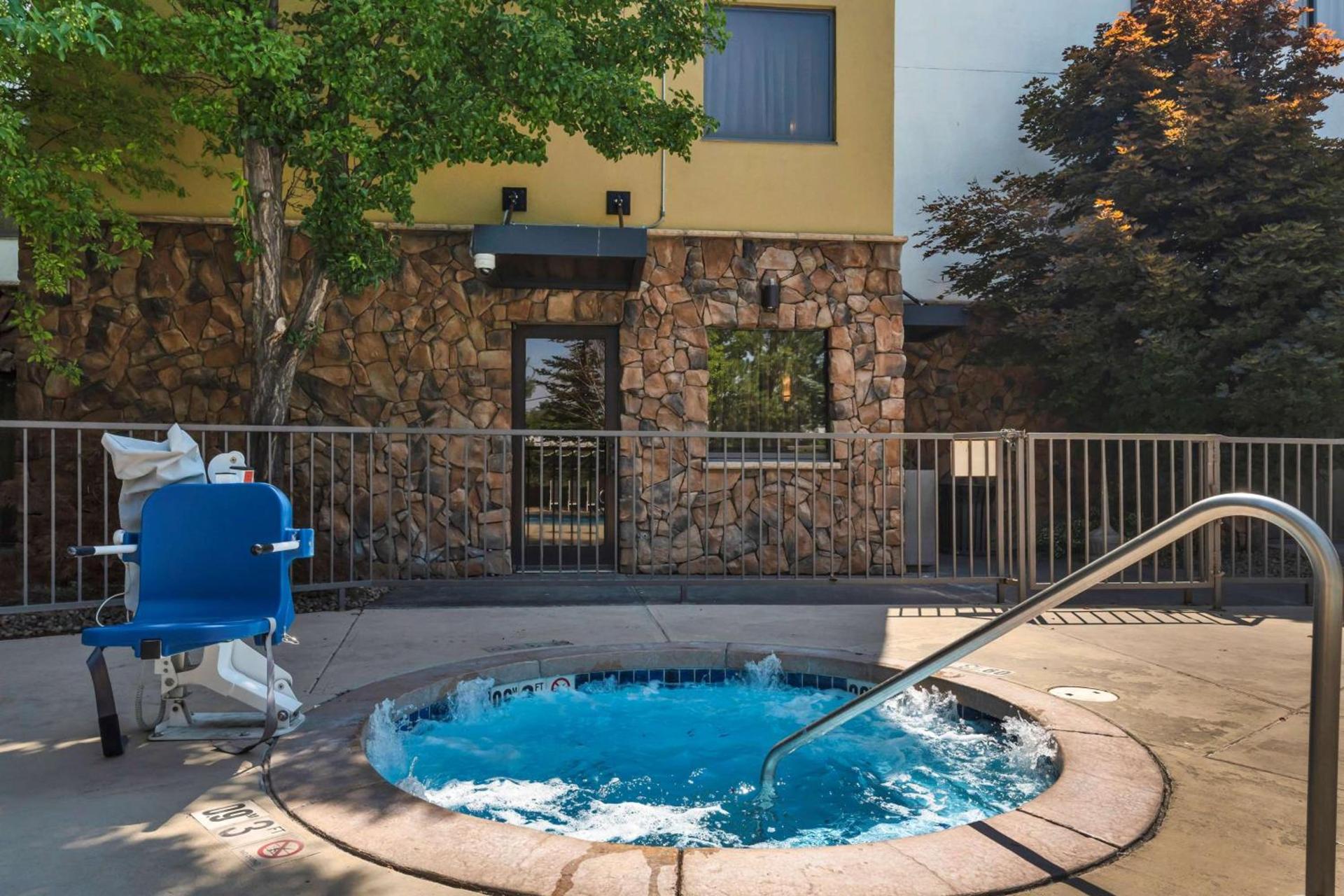 Best Western Plus Olympic Inn photo 5