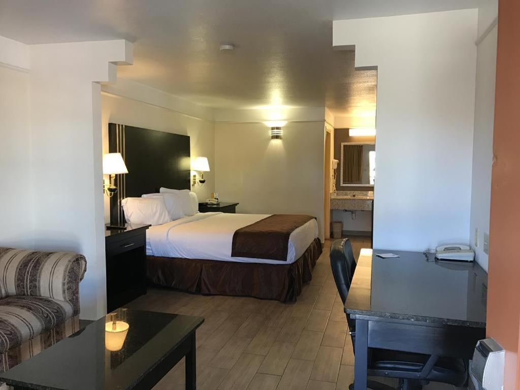 Texas Inn & Suites Pharr/San Juan photo 5