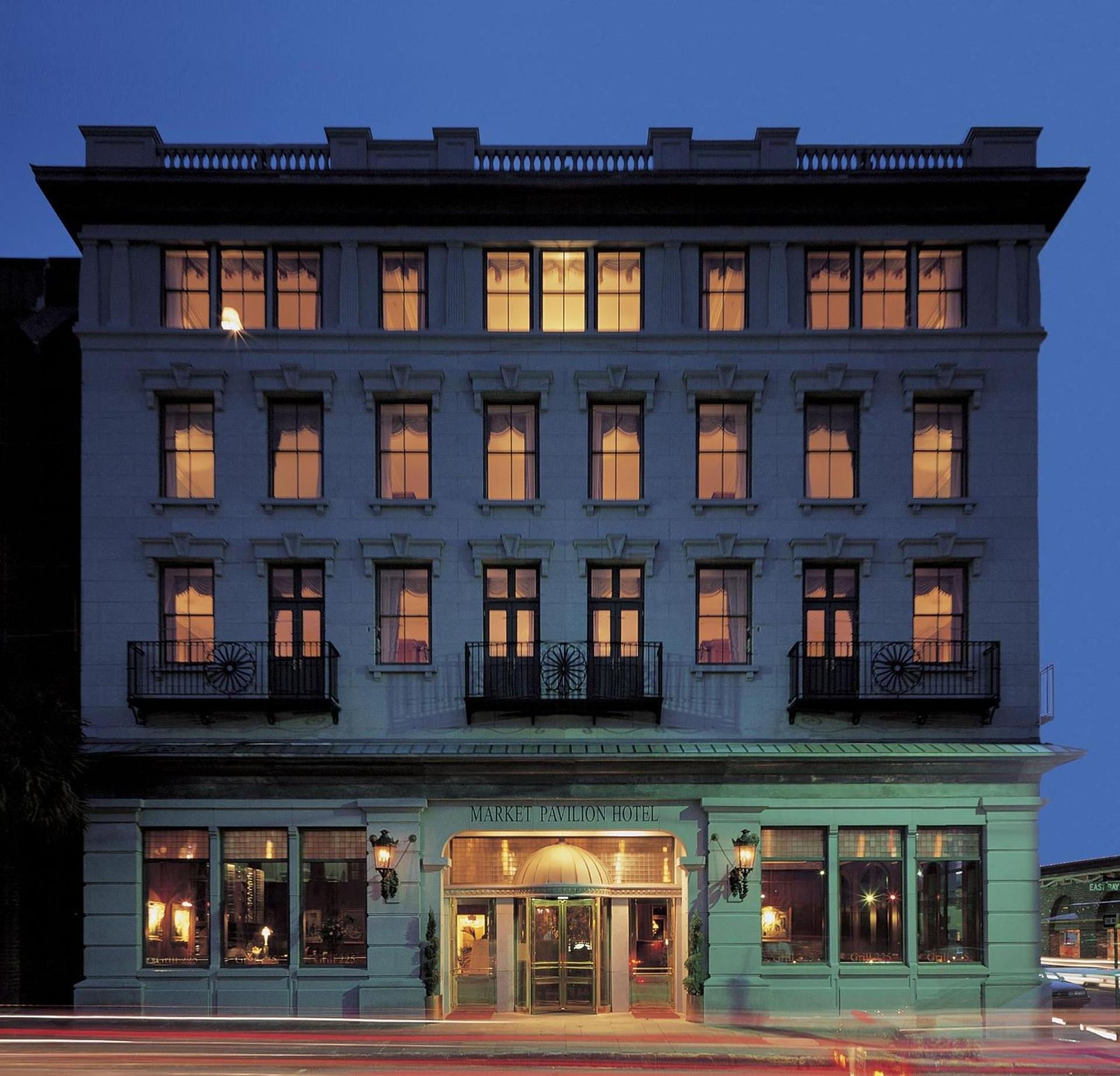 Market Pavilion Hotel — hotel in Charleston