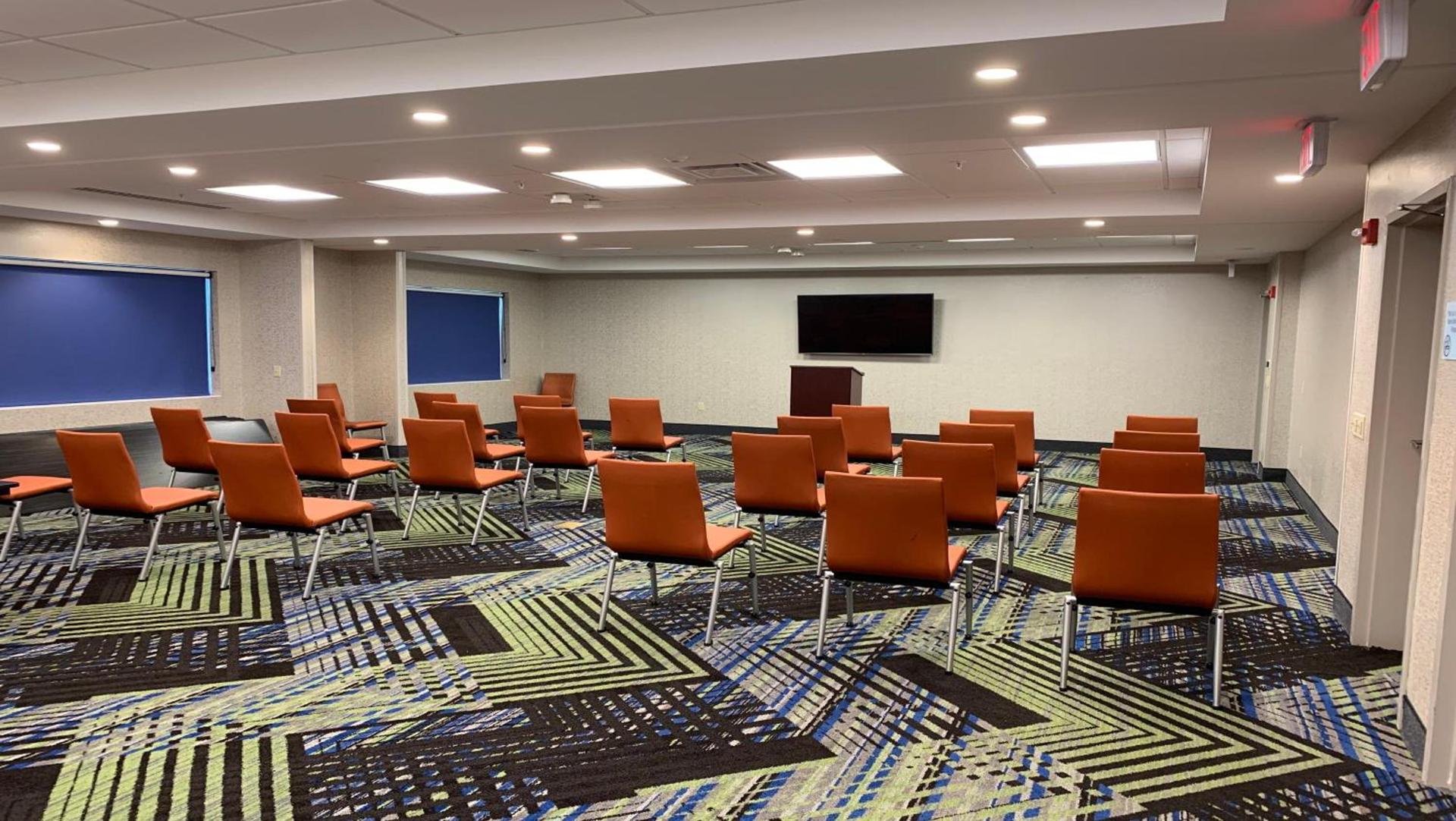 Holiday Inn Express & Suites - Middletown by IHG photo 27