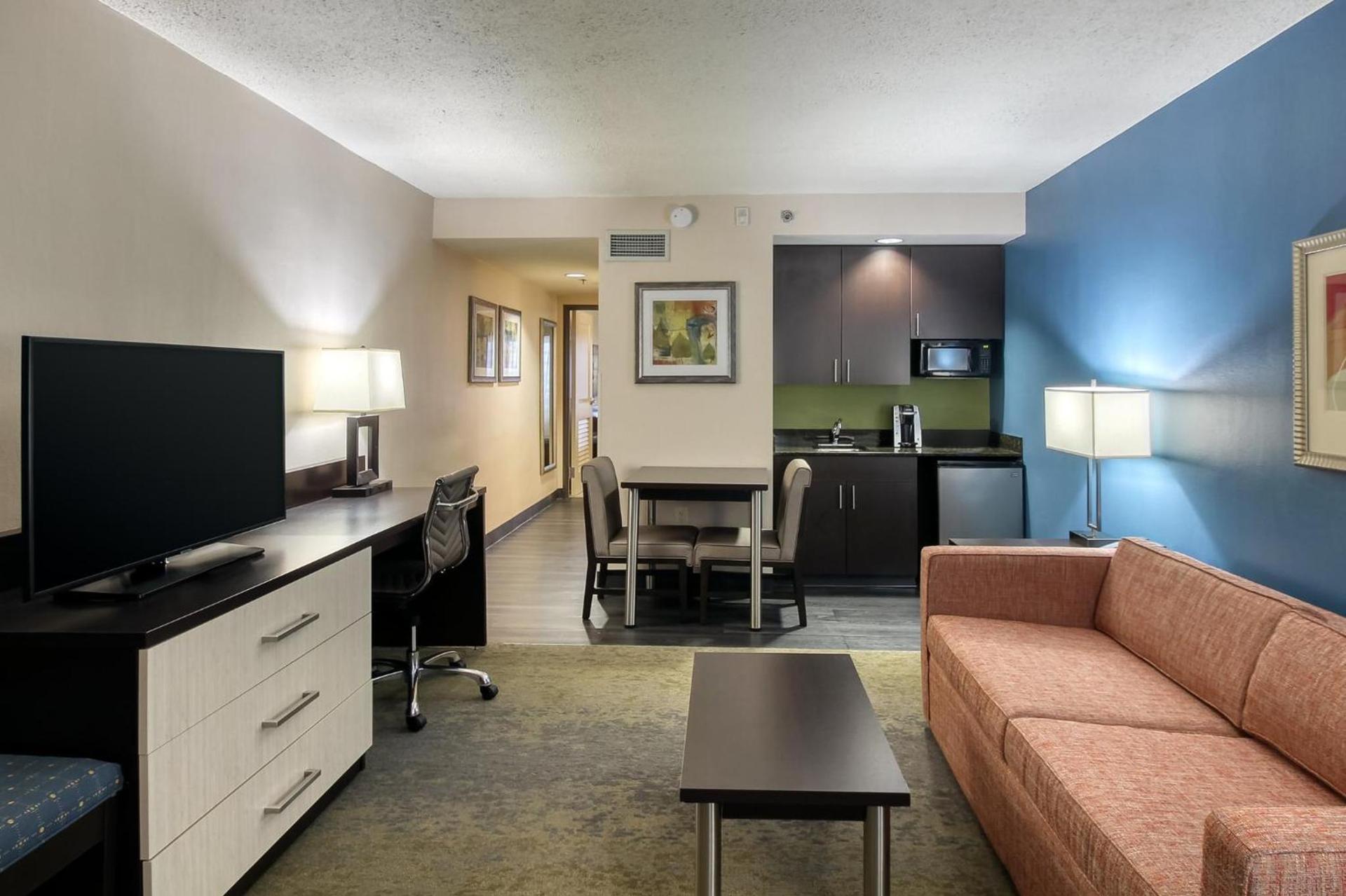 Holiday Inn & Suites Atlanta Airport North by IHG photo 51