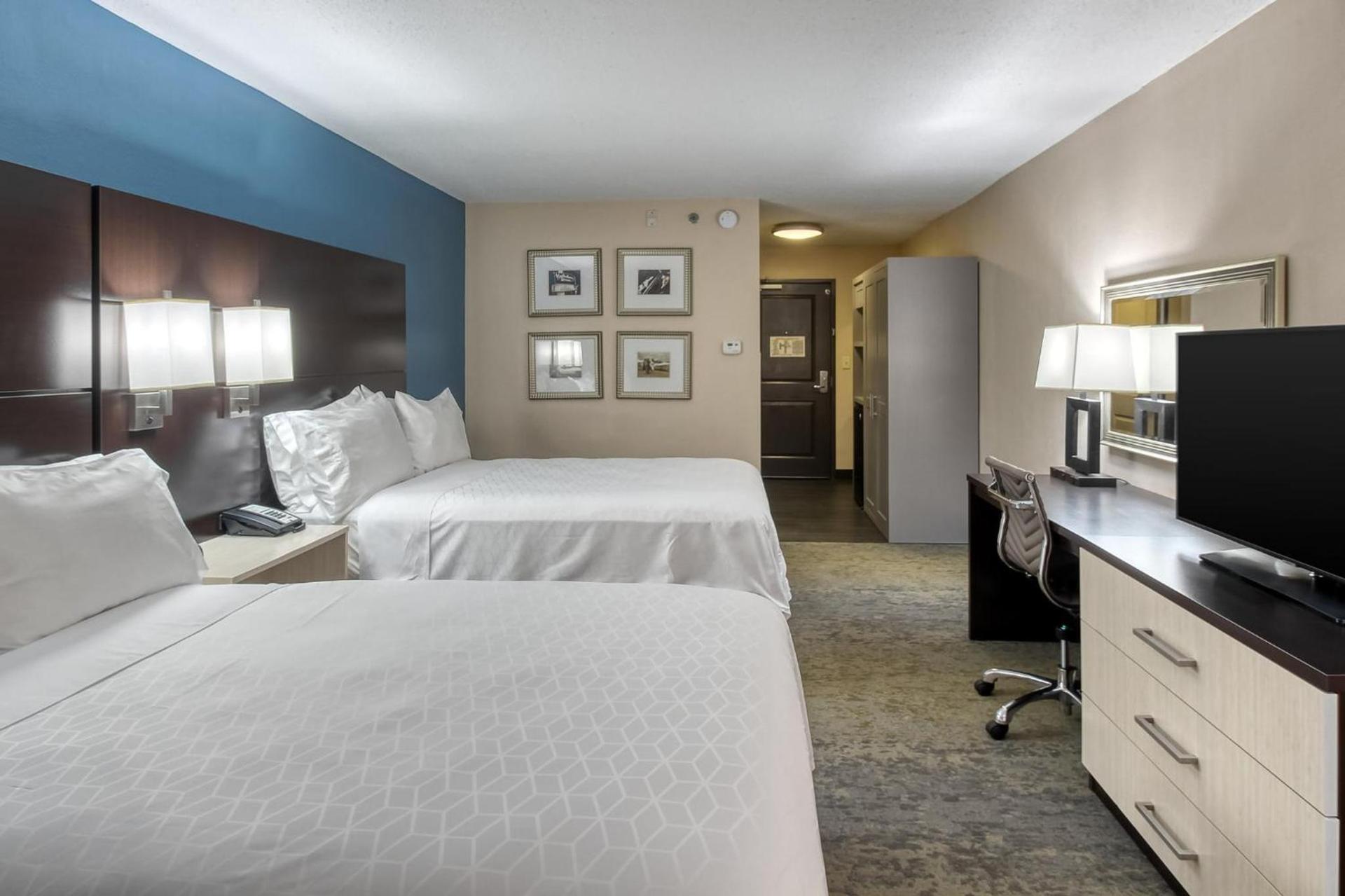 Holiday Inn & Suites Atlanta Airport North by IHG photo 62