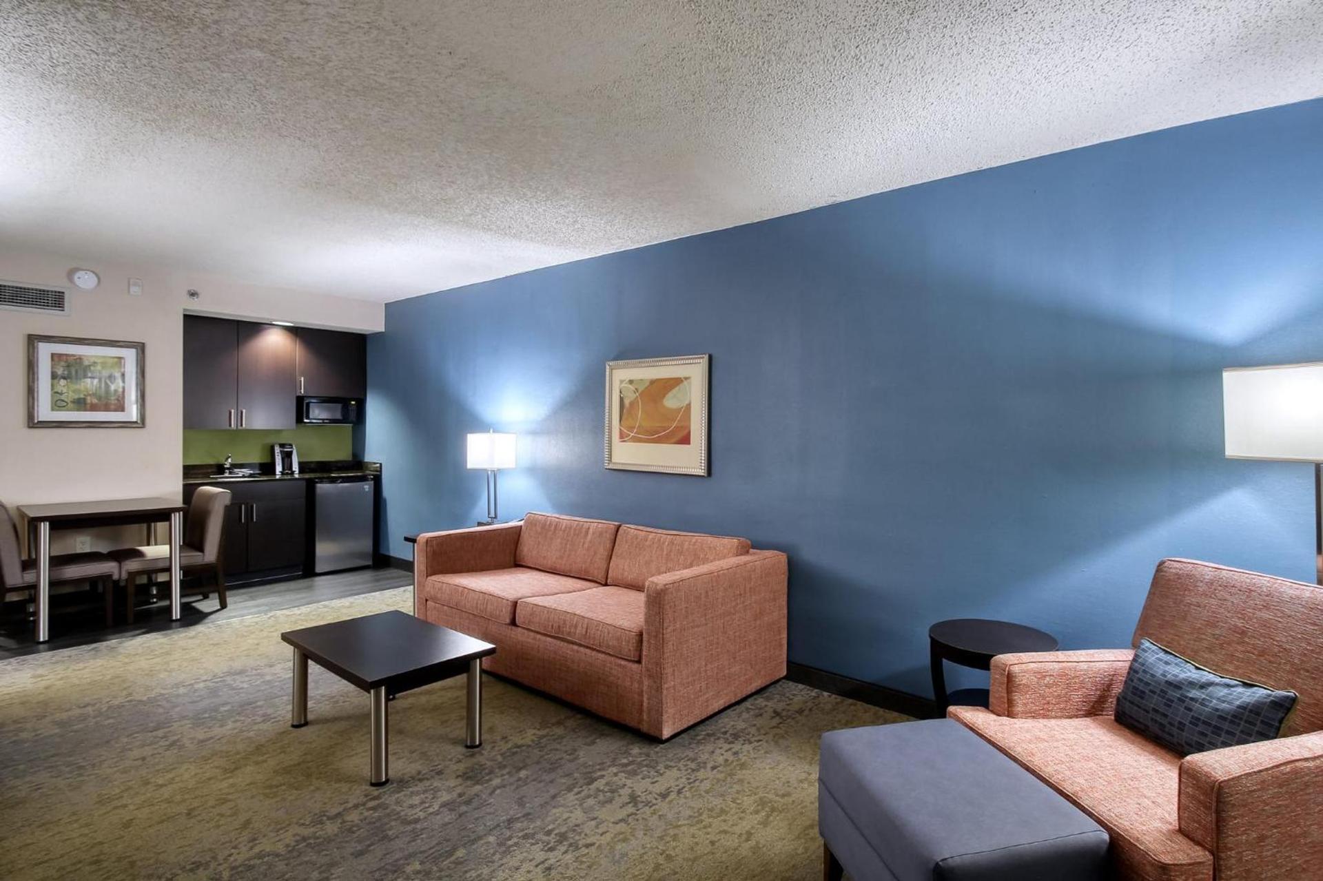 Holiday Inn & Suites Atlanta Airport North by IHG photo 58