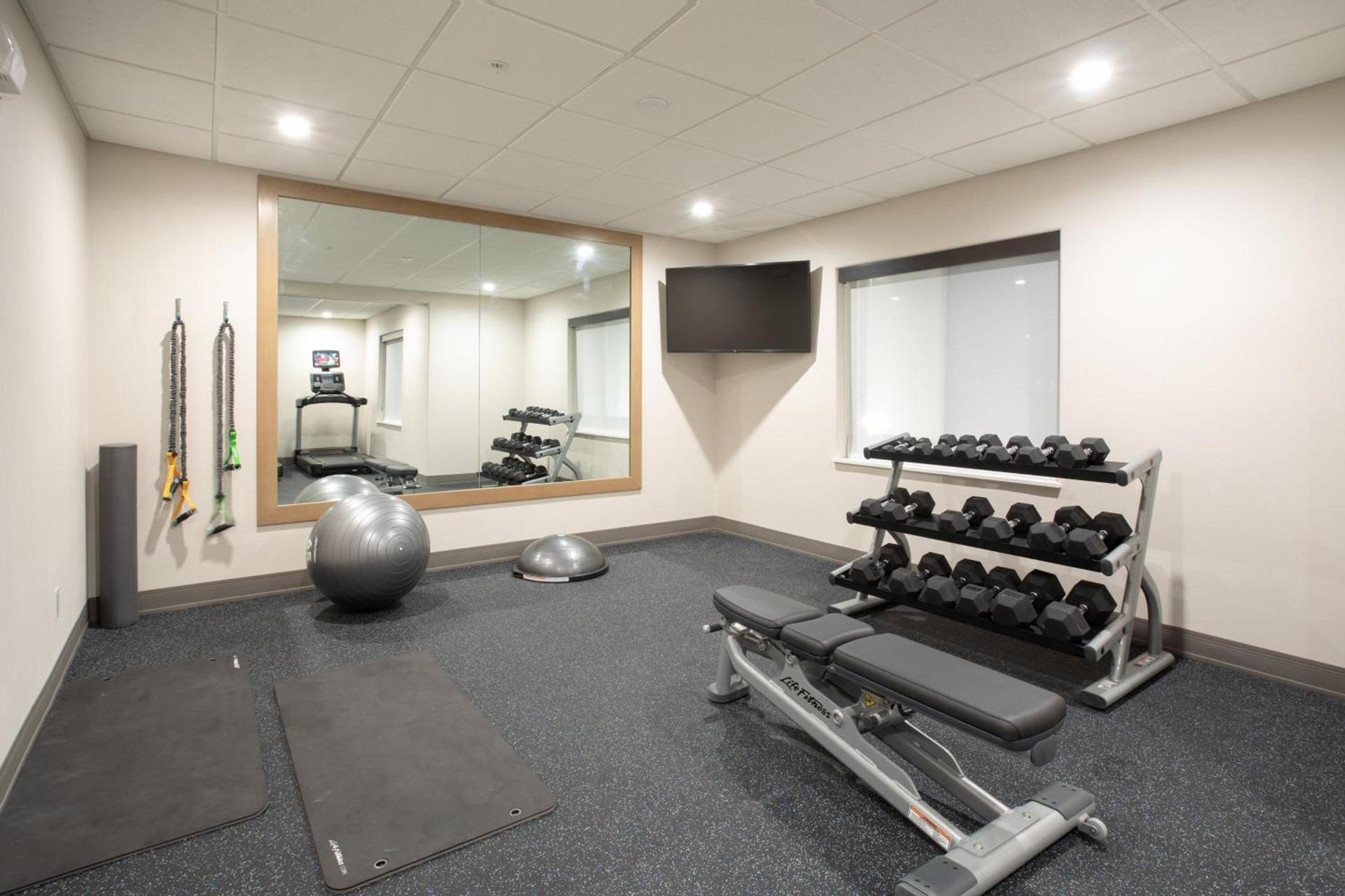 Holiday Inn Express Hotel & Suites Grand Junction by IHG photo 21