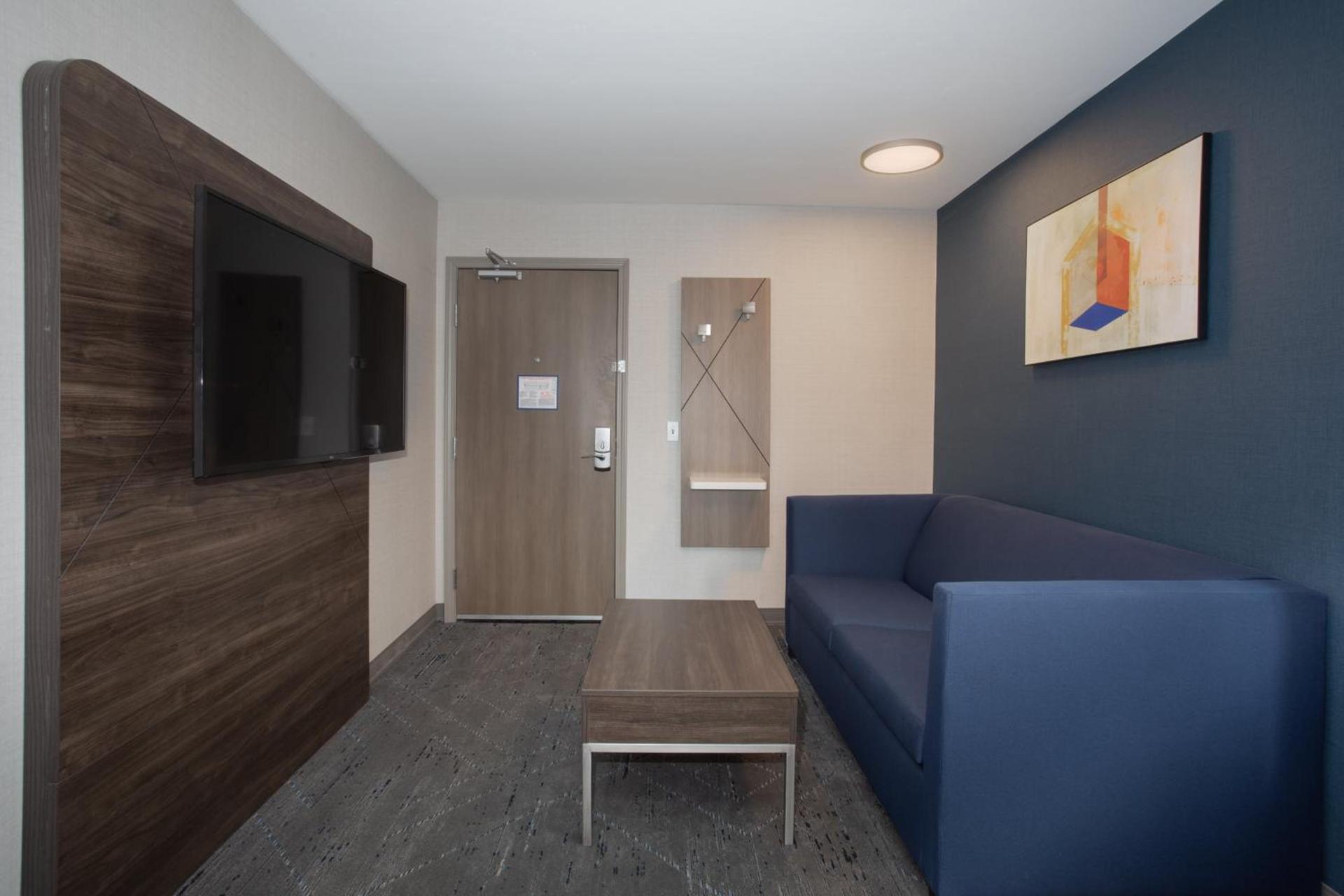 Holiday Inn Express Hotel & Suites Grand Junction by IHG photo 42