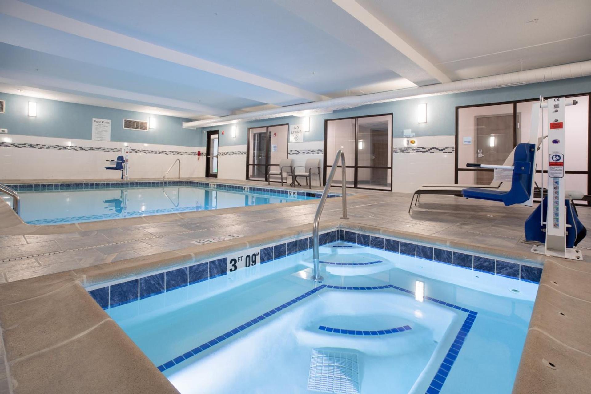 Holiday Inn Express Hotel & Suites Grand Junction by IHG photo 51