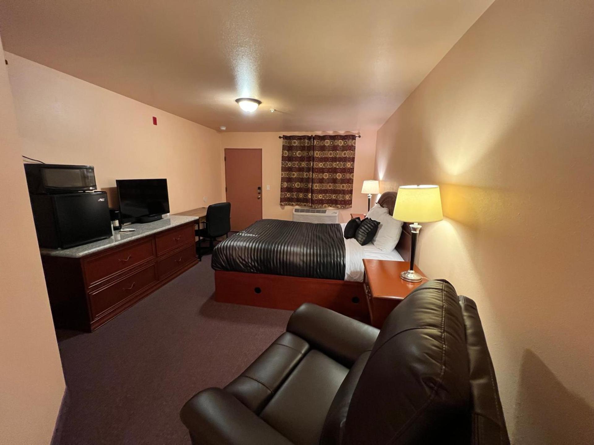 Frazier View Motel photo 44