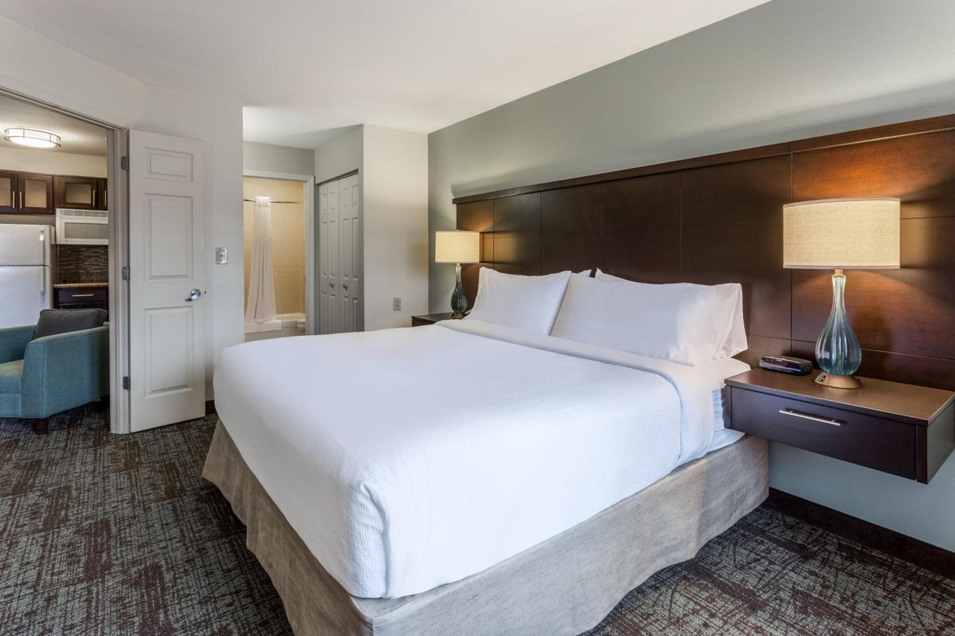 Staybridge Suites Davenport by IHG photo 54
