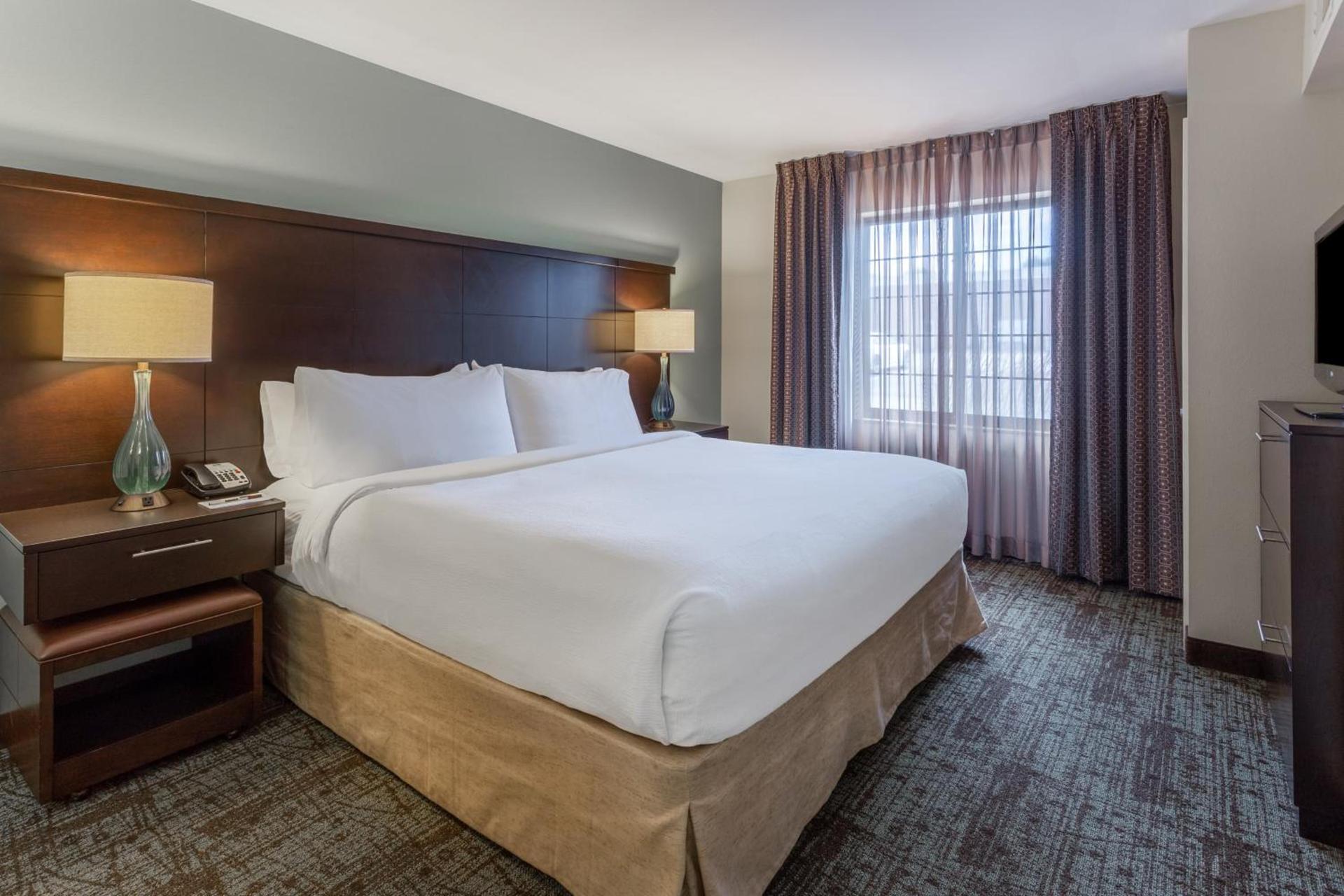 Staybridge Suites Davenport by IHG photo 56