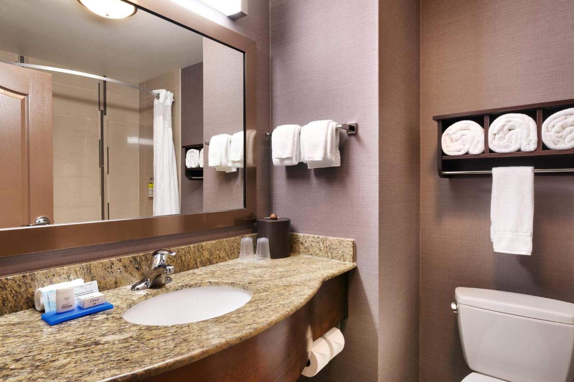 Holiday Inn Express Hotel & Suites Billings by IHG photo 24