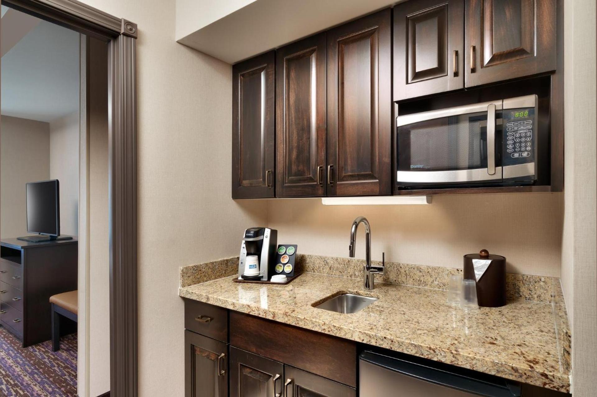 Holiday Inn Express Hotel & Suites Billings by IHG photo 69