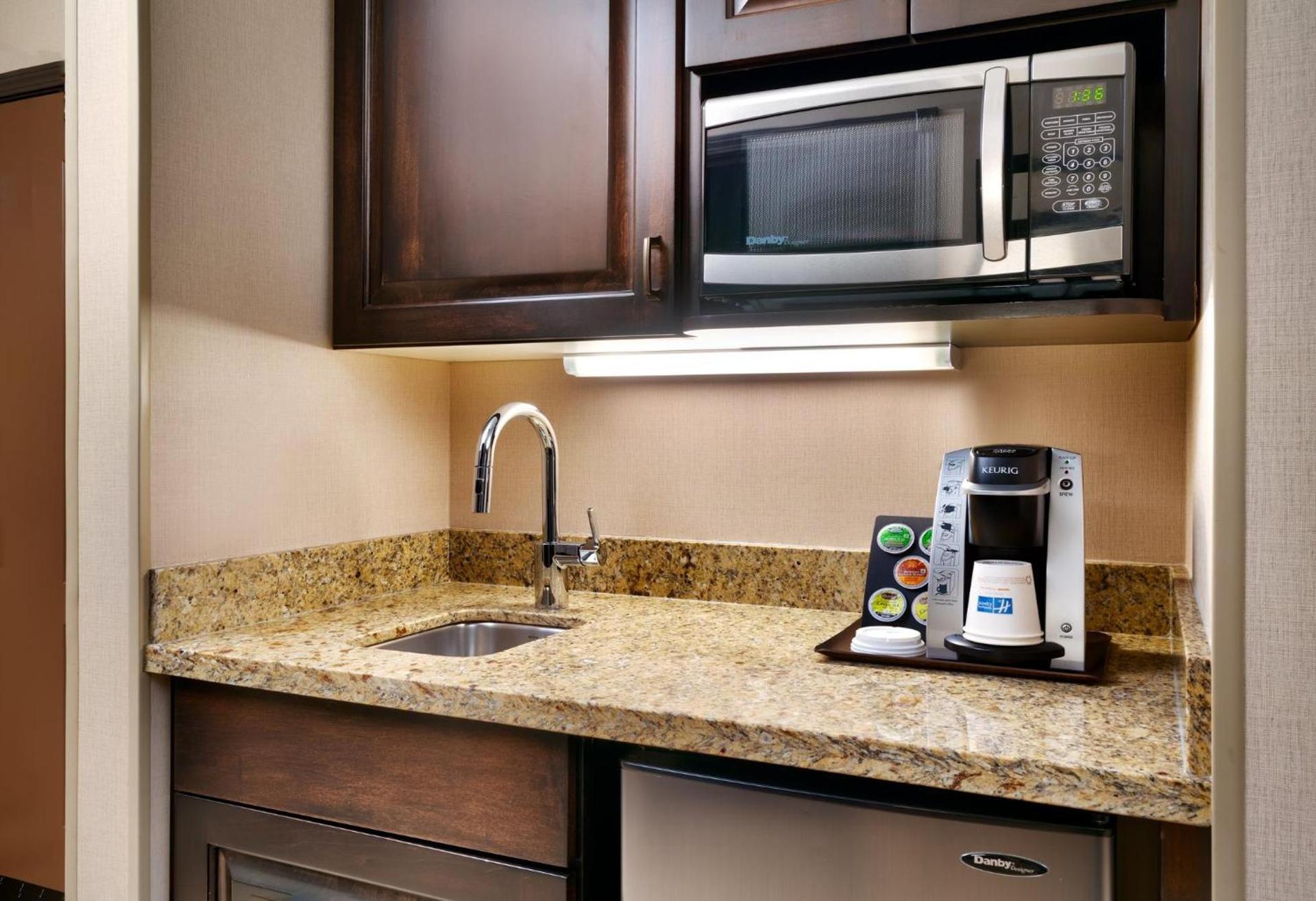 Holiday Inn Express Hotel & Suites Billings by IHG photo 29