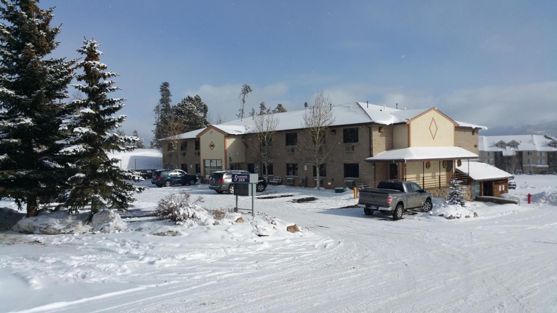 New Summit Inn photo 3