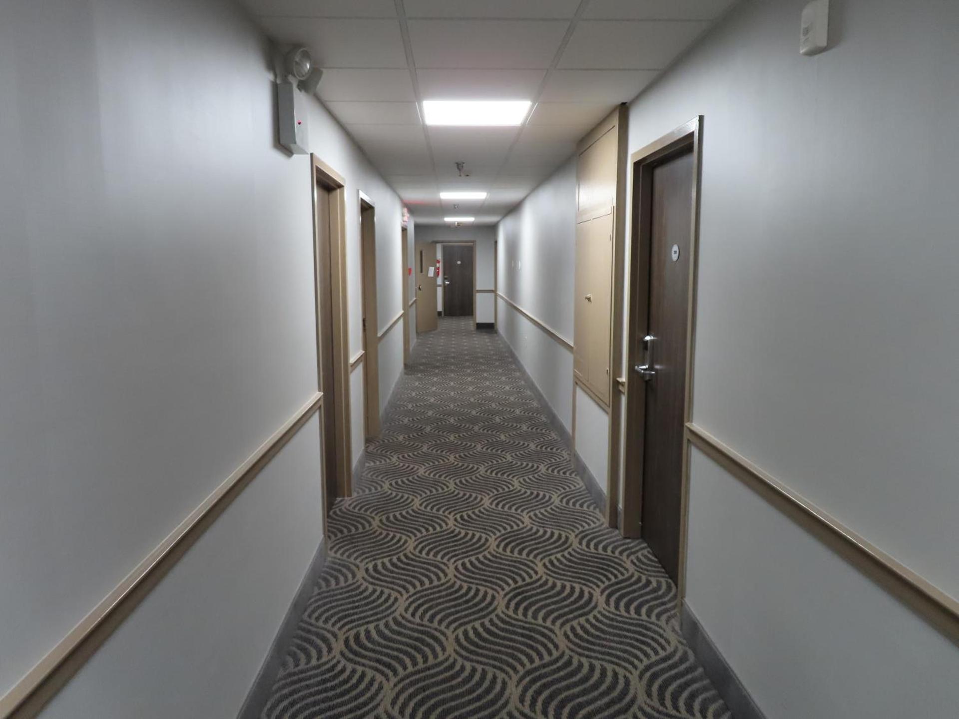 St Charles Hotel Downtown Hudson photo 18