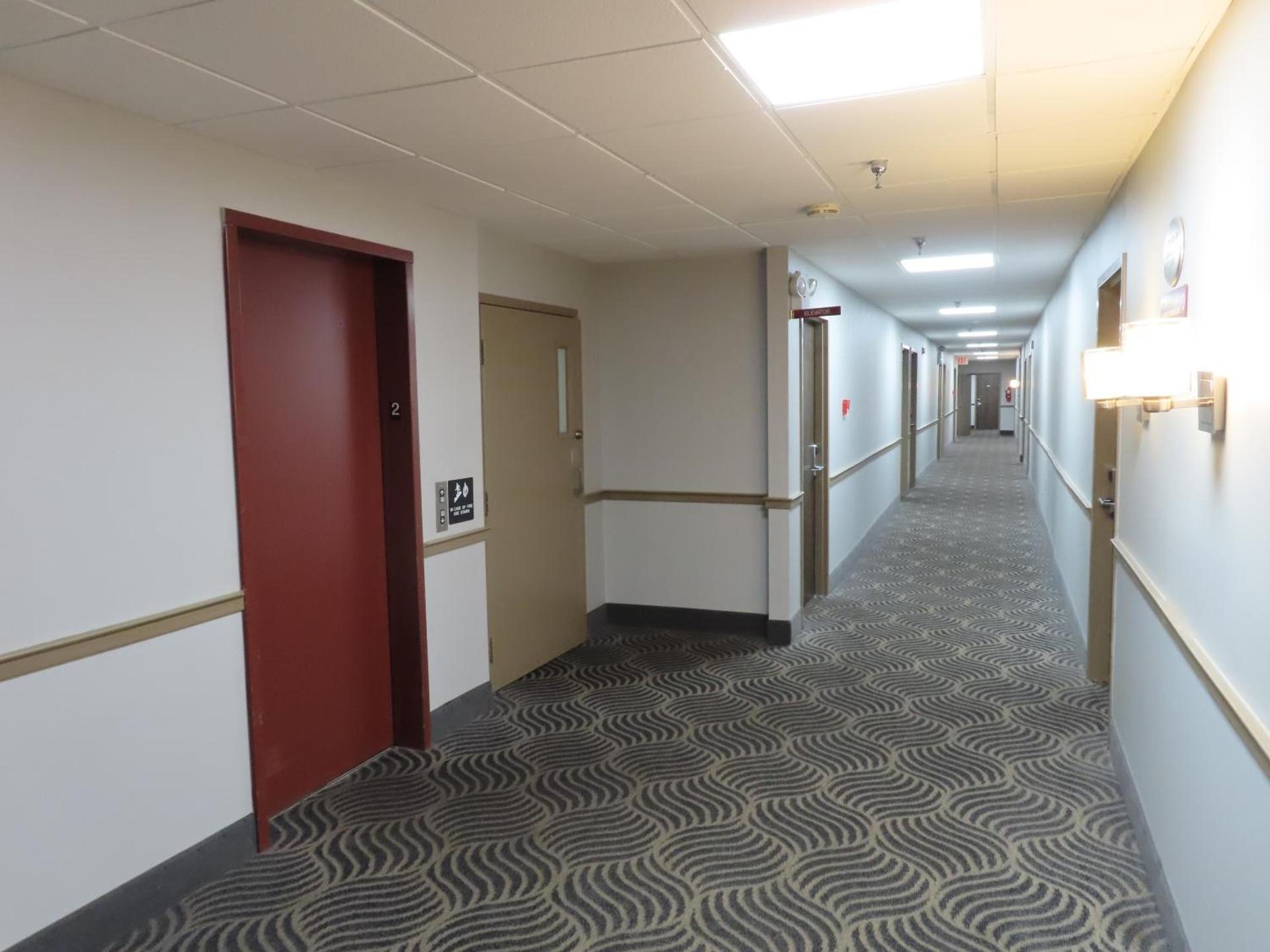 St Charles Hotel Downtown Hudson photo 19