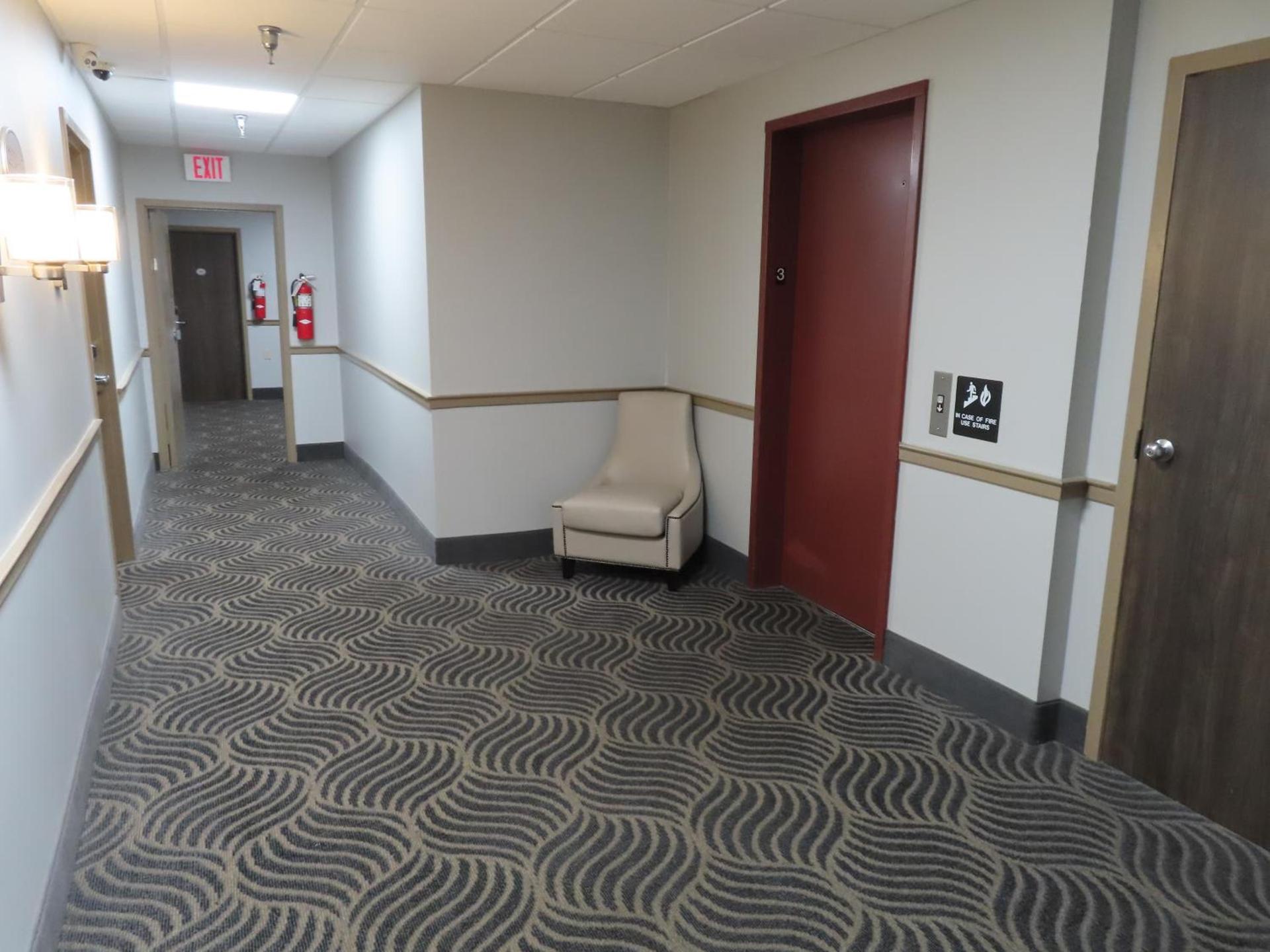 St Charles Hotel Downtown Hudson photo 22