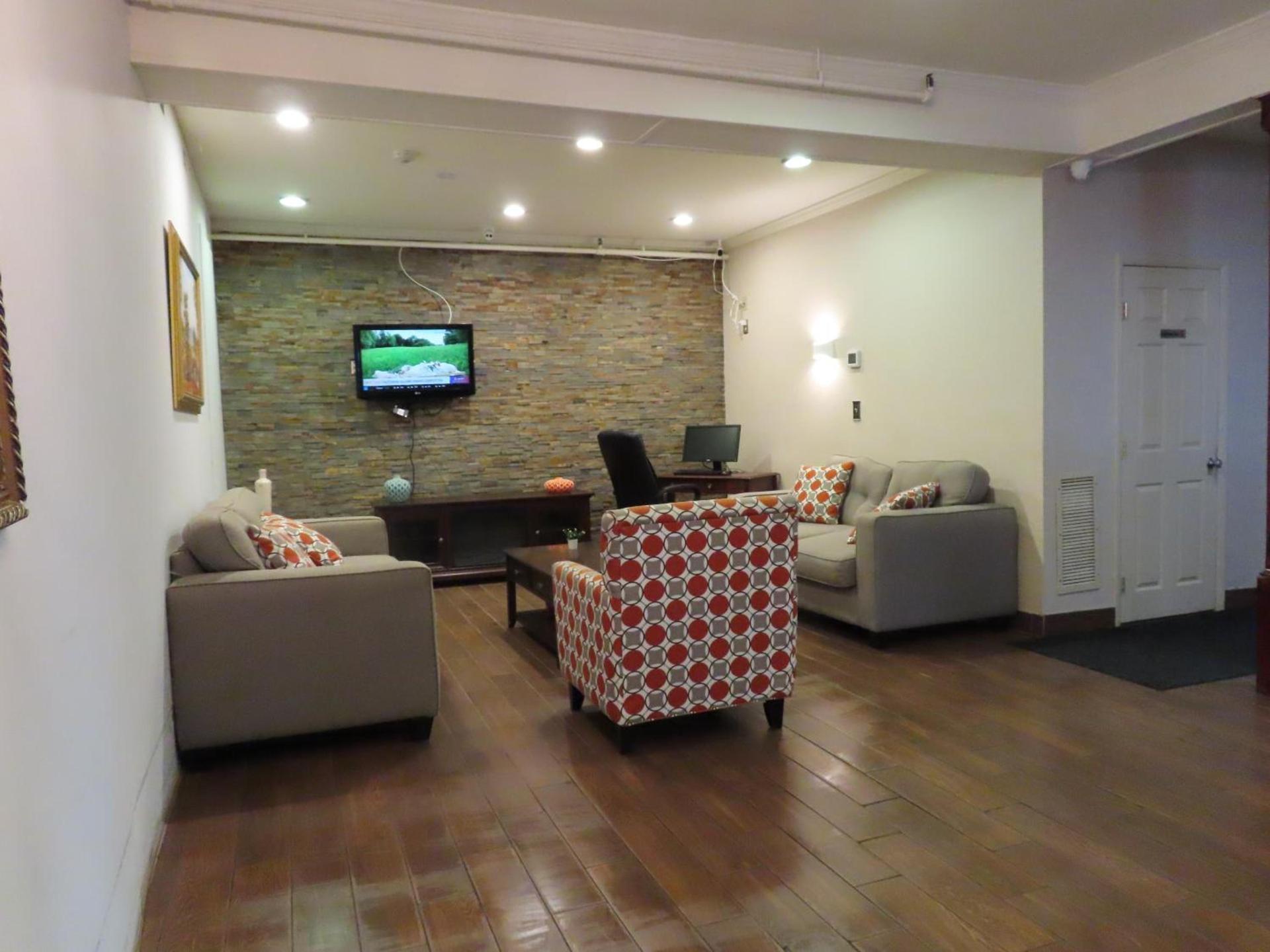 St Charles Hotel Downtown Hudson photo 25