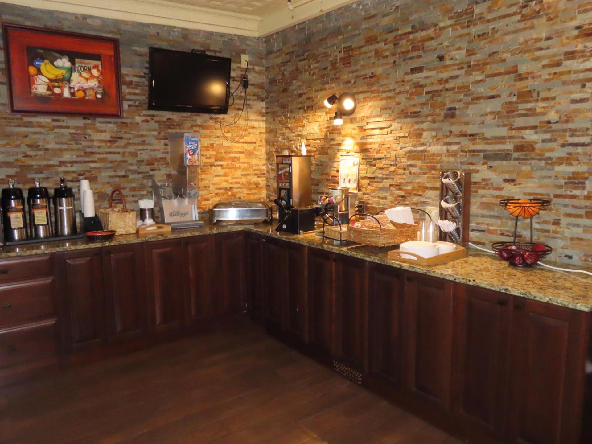 St Charles Hotel Downtown Hudson photo 33