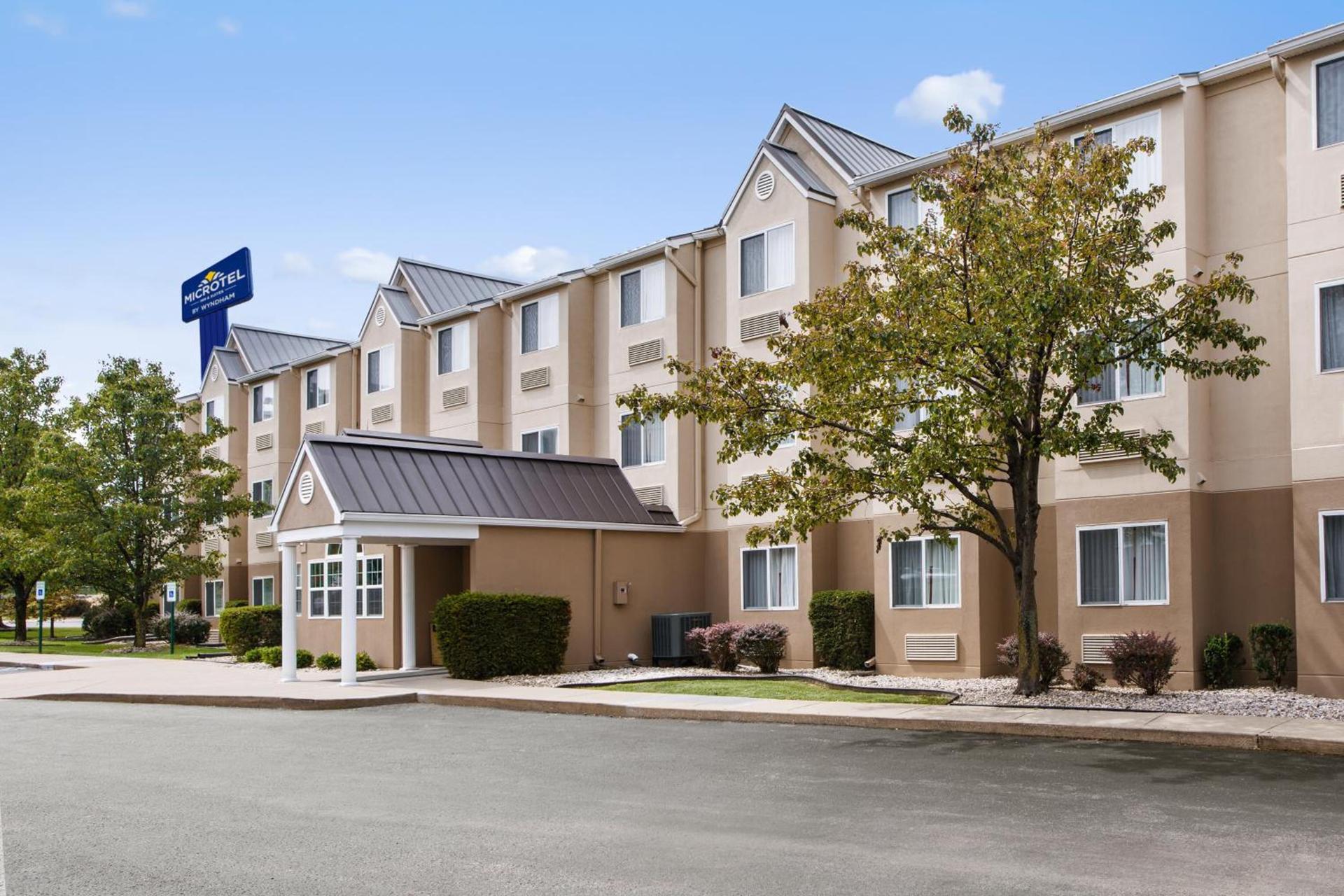 Microtel Inn By Wyndham Louisville East photo 2