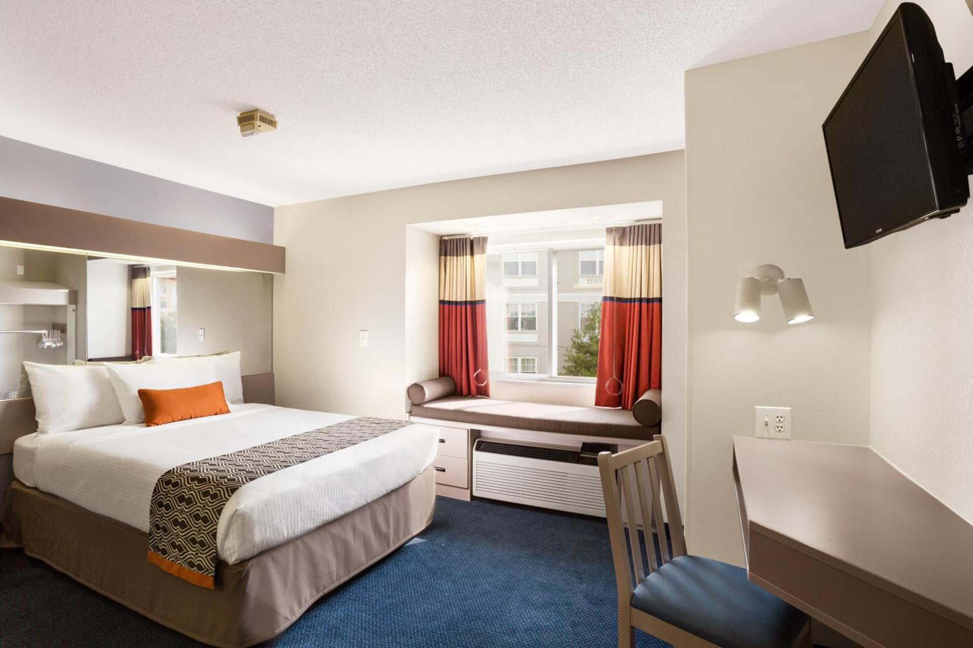 Microtel Inn By Wyndham Louisville East photo 10