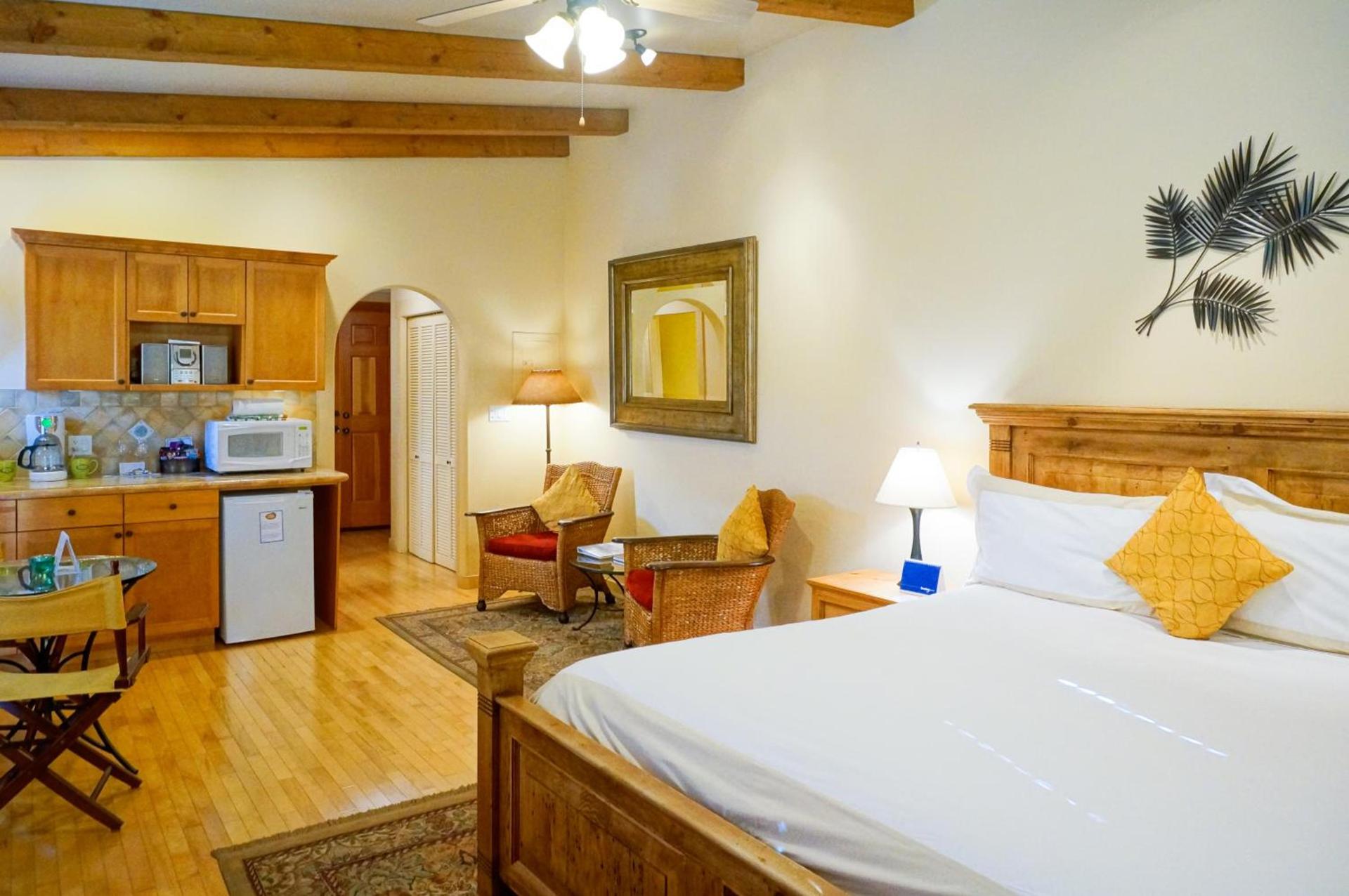 Blue Iguana Inn photo 18