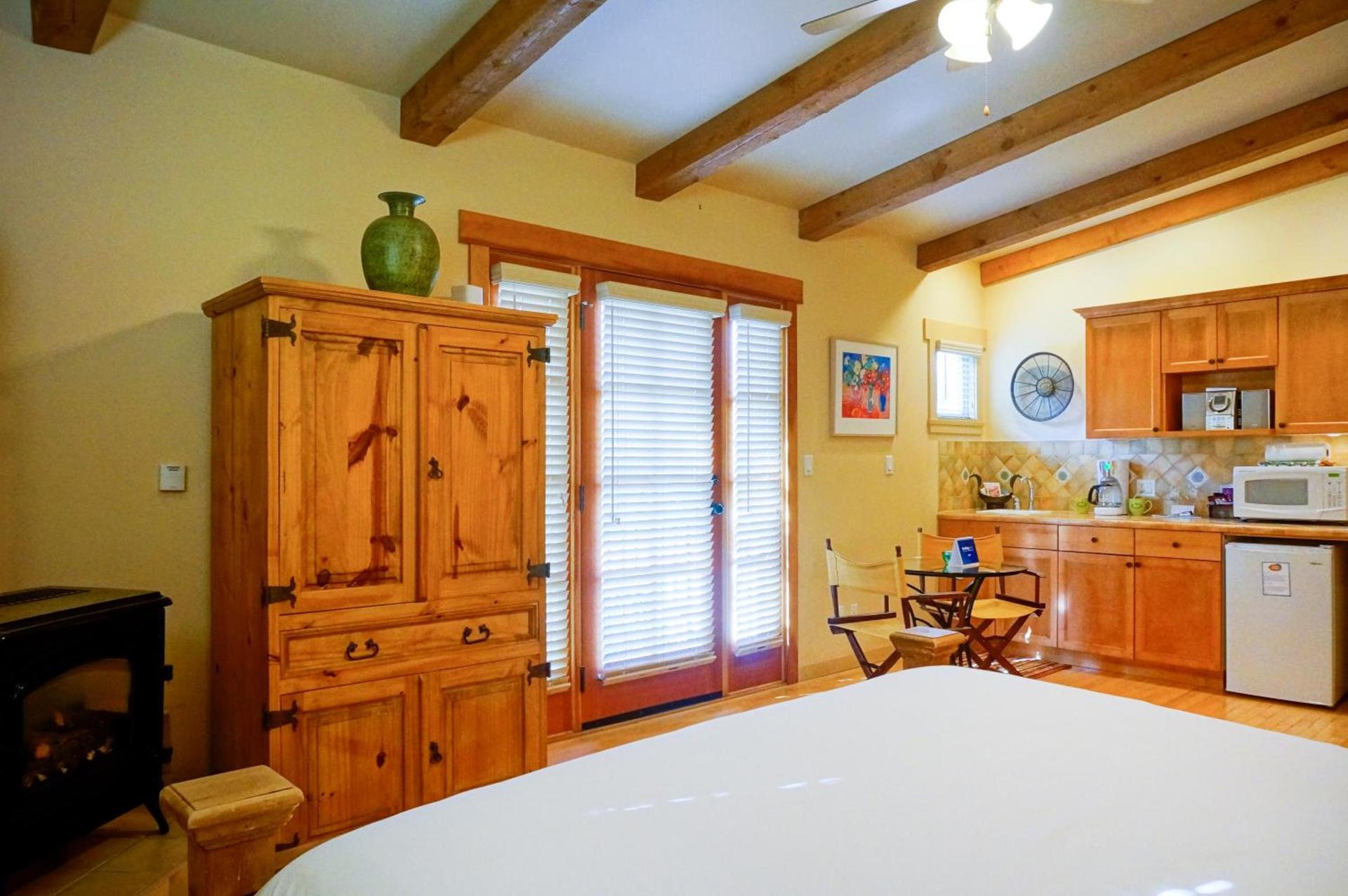 Blue Iguana Inn photo 16