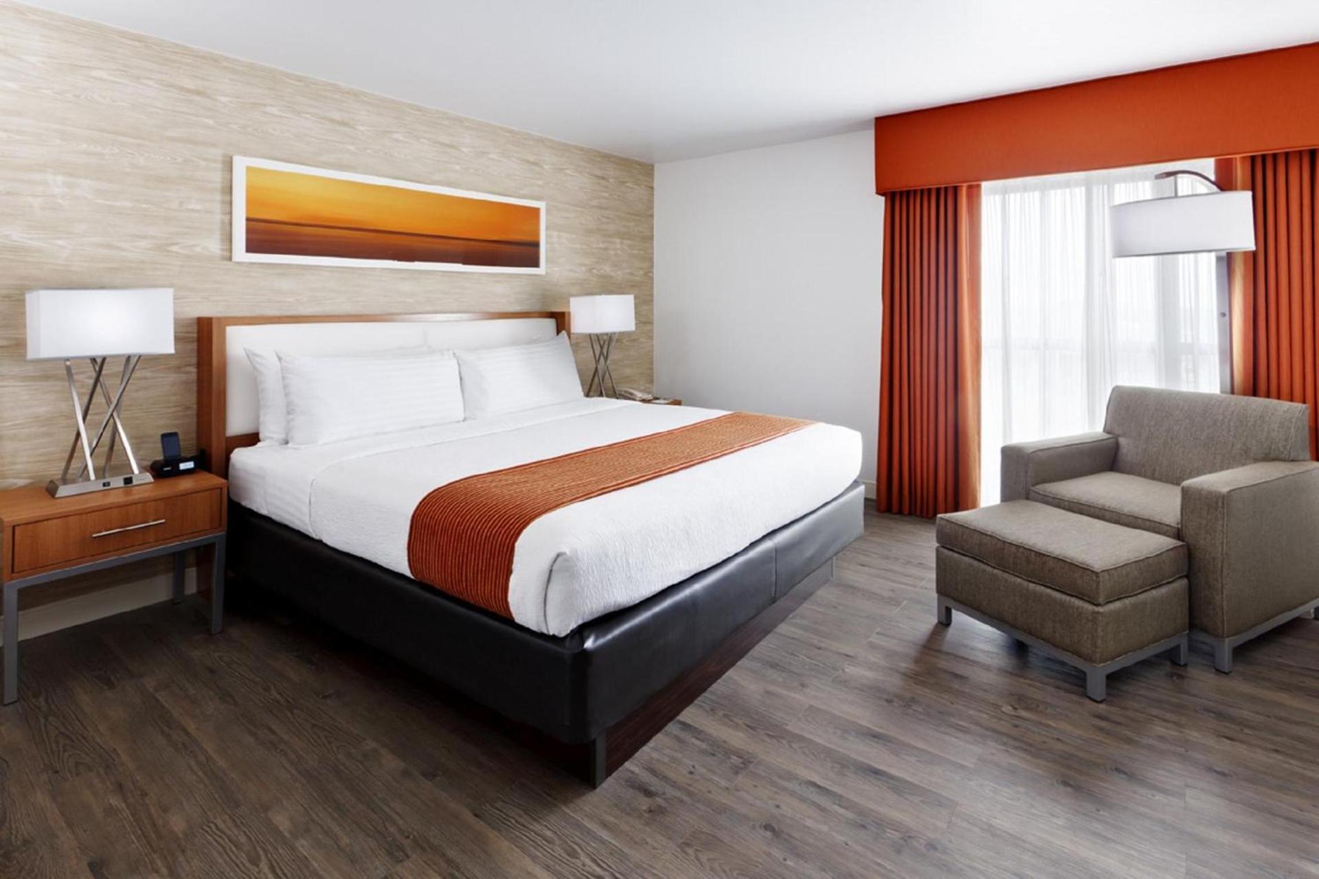 Holiday Inn San Antonio-Riverwalk by IHG photo 5