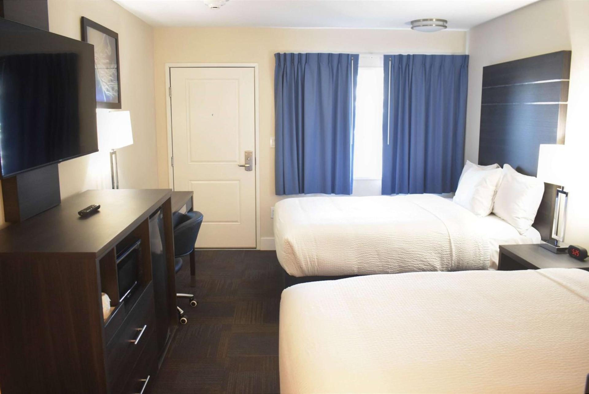 Travelodge by Wyndham Santa Rosa Wine Country photo 7