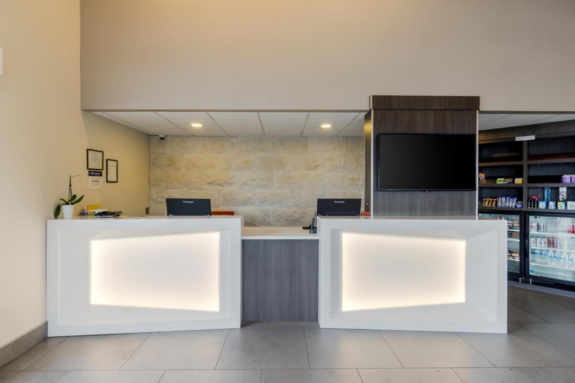 Best Western Plus Renton Inn photo 40