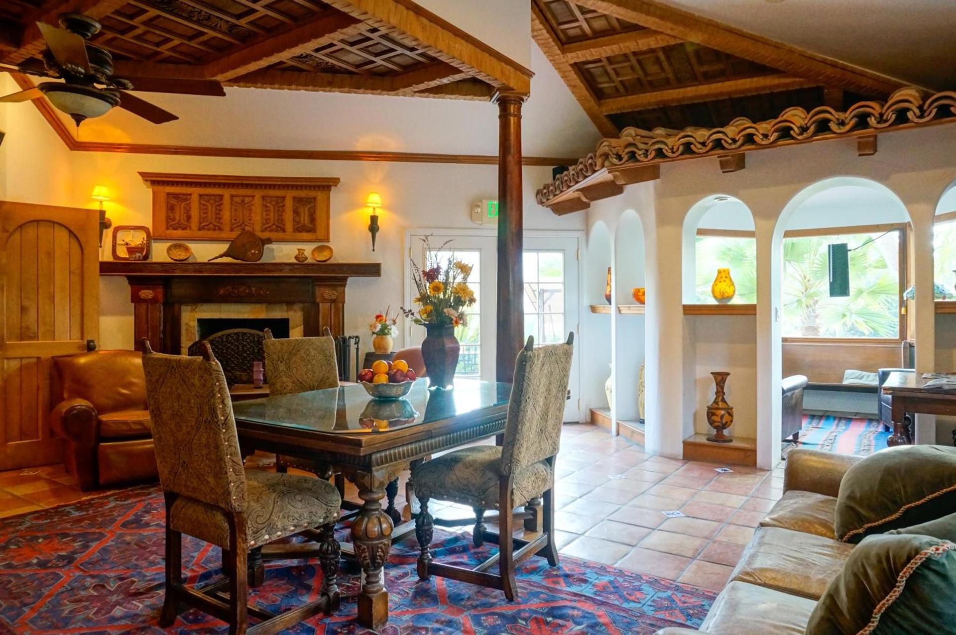 Chantico Inn photo 87