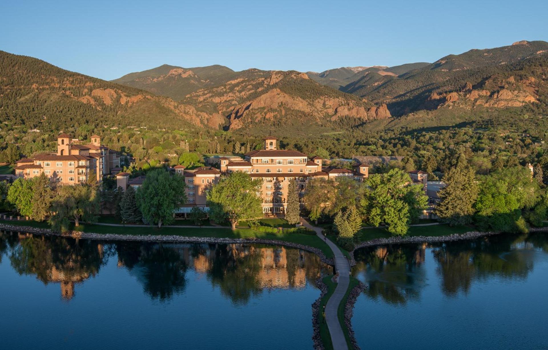 The Broadmoor photo 31