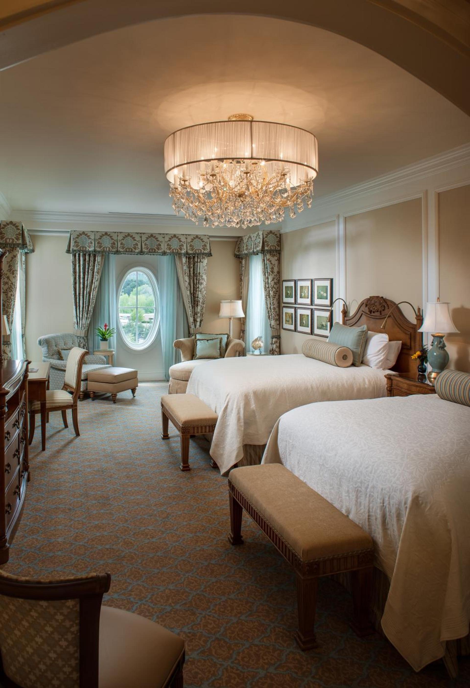 The Broadmoor photo 32