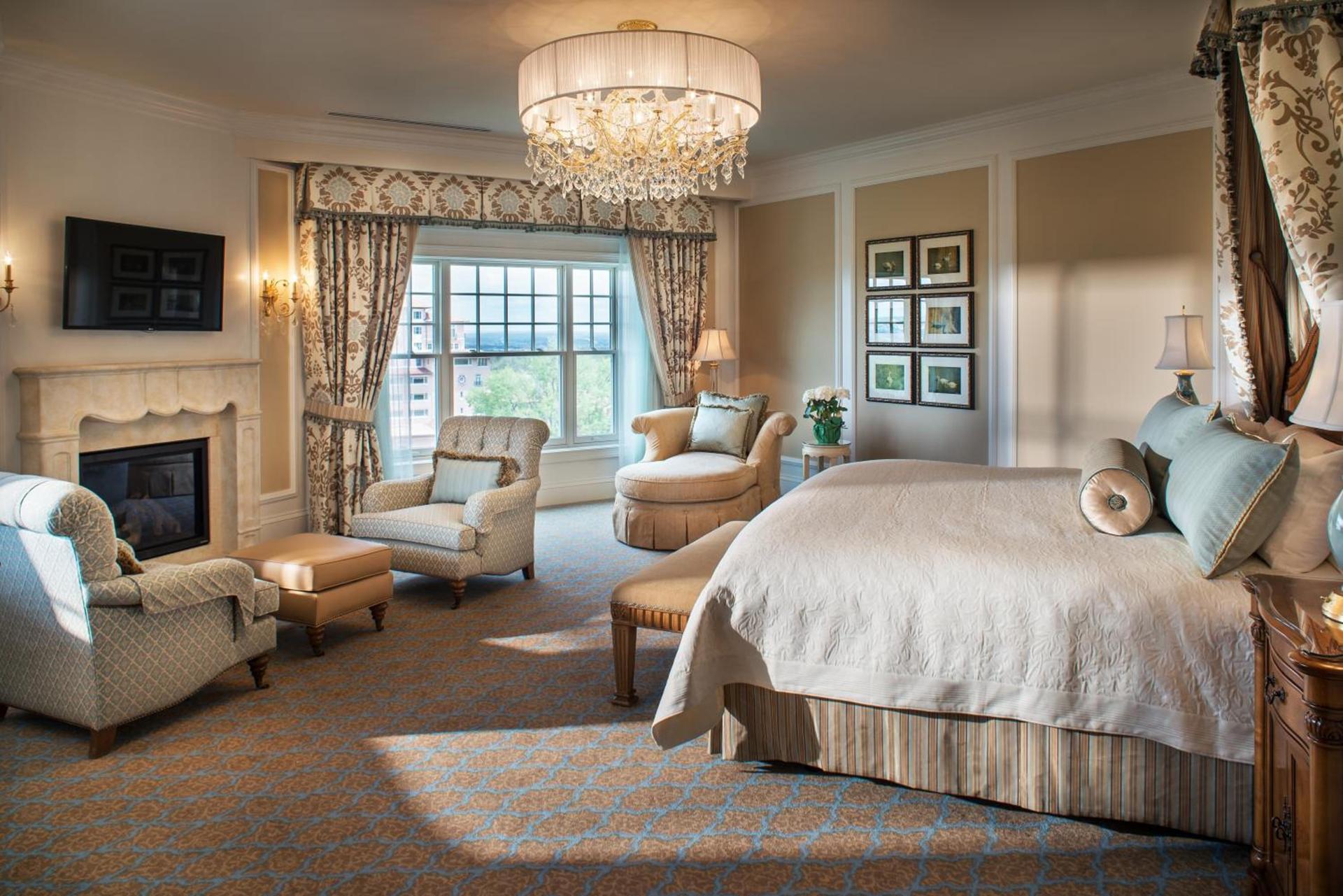 The Broadmoor photo 33