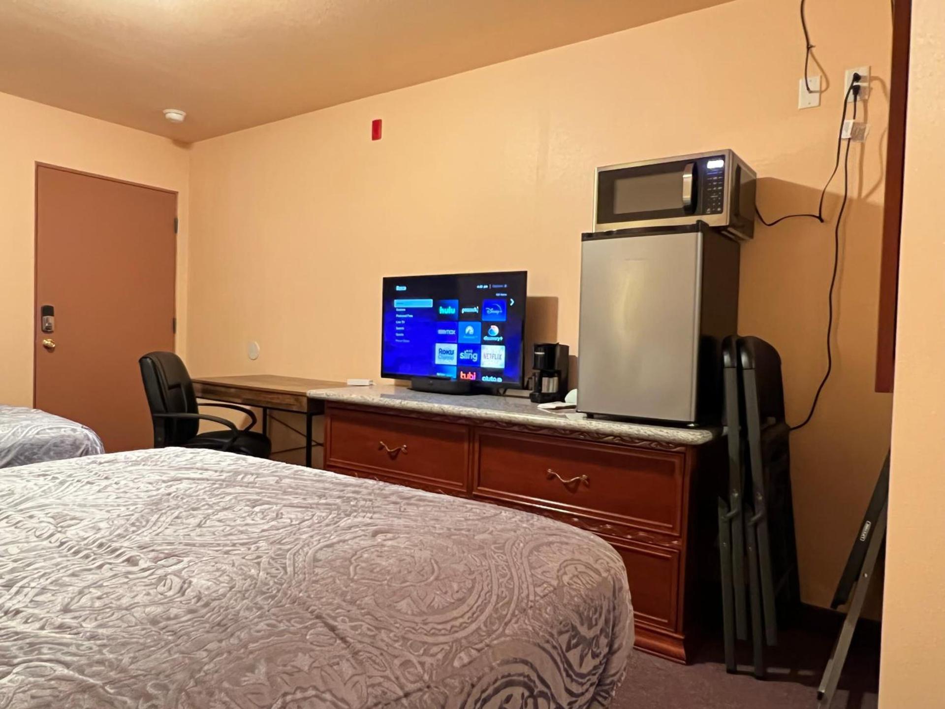 Frazier View Motel photo 92