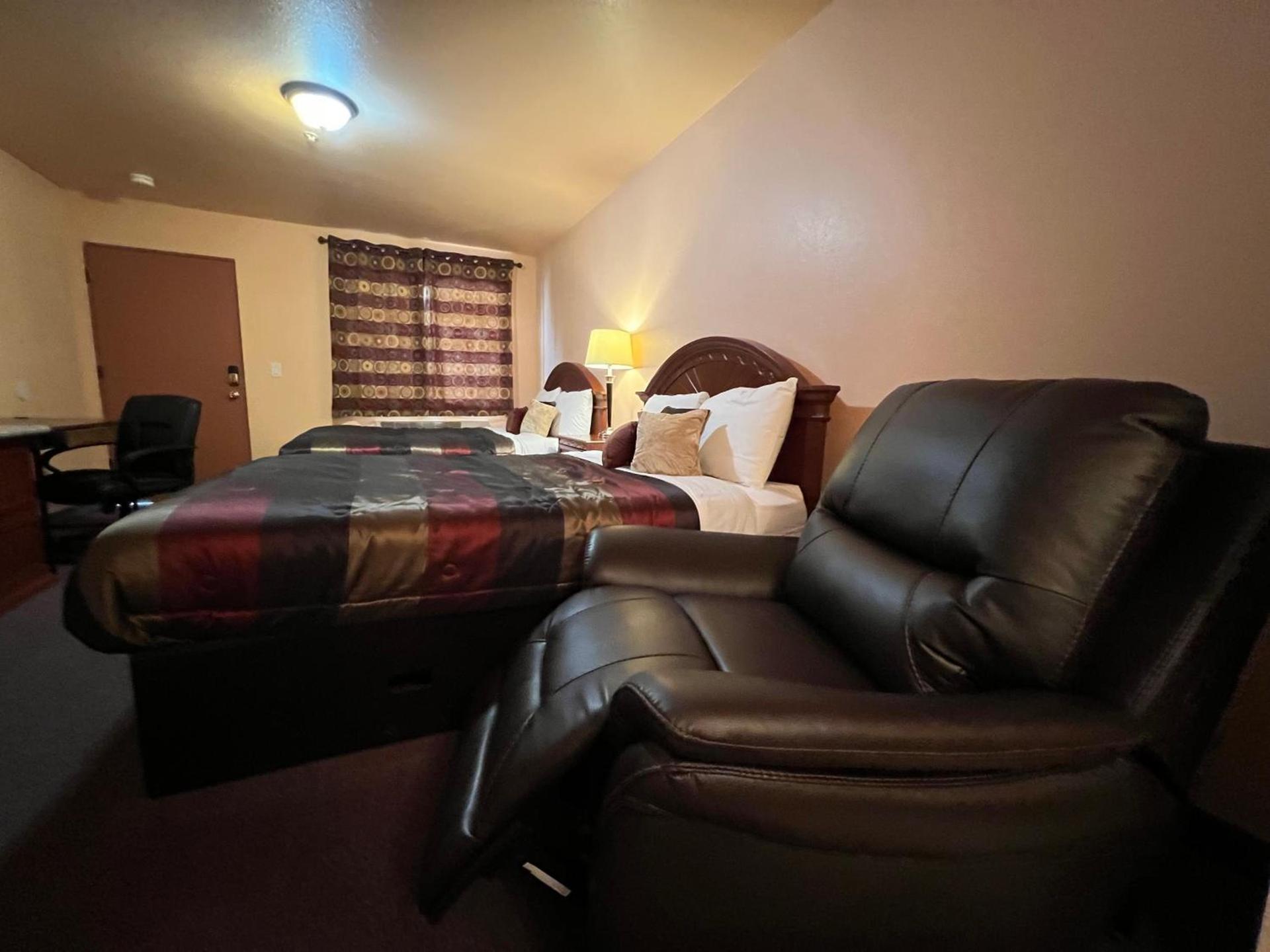 Frazier View Motel photo 94