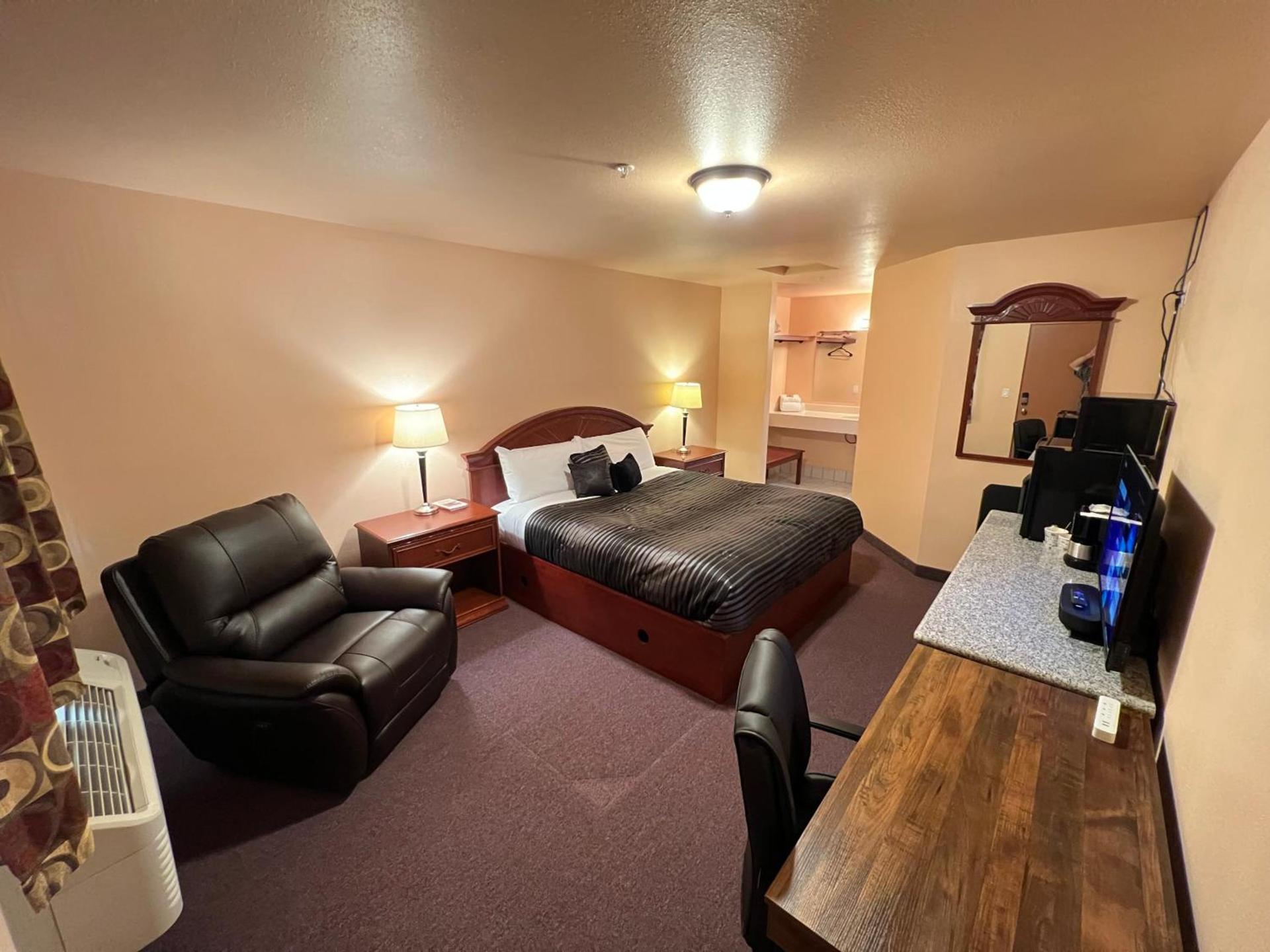 Frazier View Motel photo 96