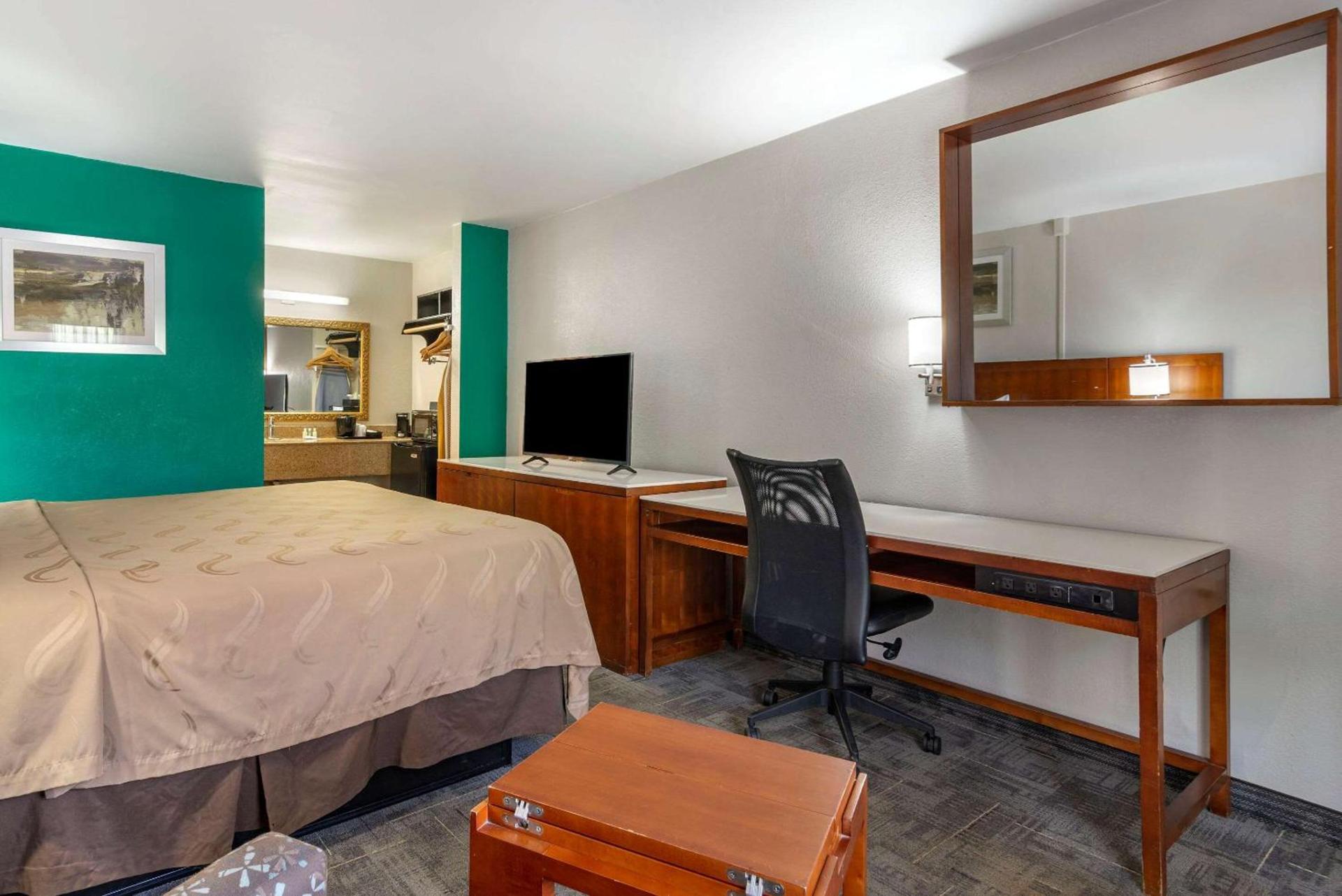Quality Inn Covington photo 16