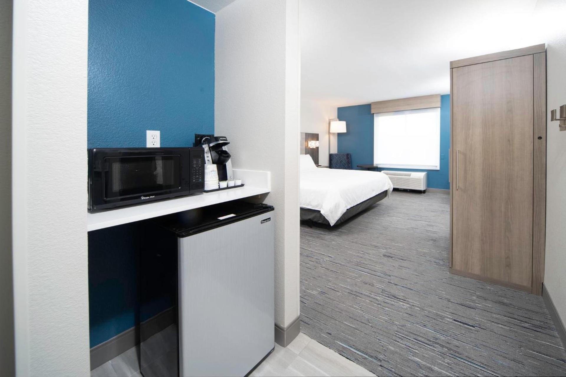 Holiday Inn Express and Suites Atlanta-Johns Creek by IHG photo 68