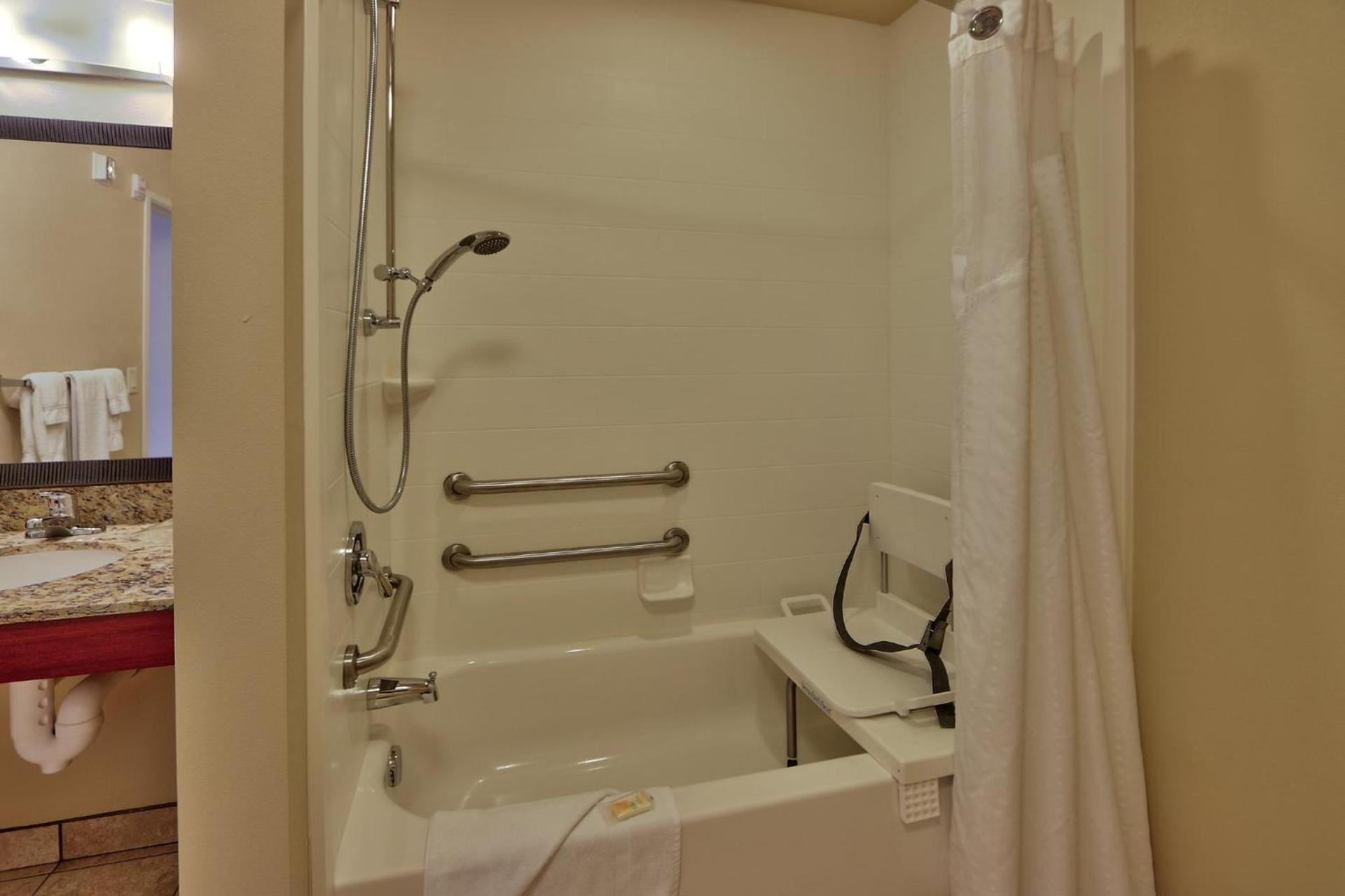 Holiday Inn Roswell by IHG photo 30