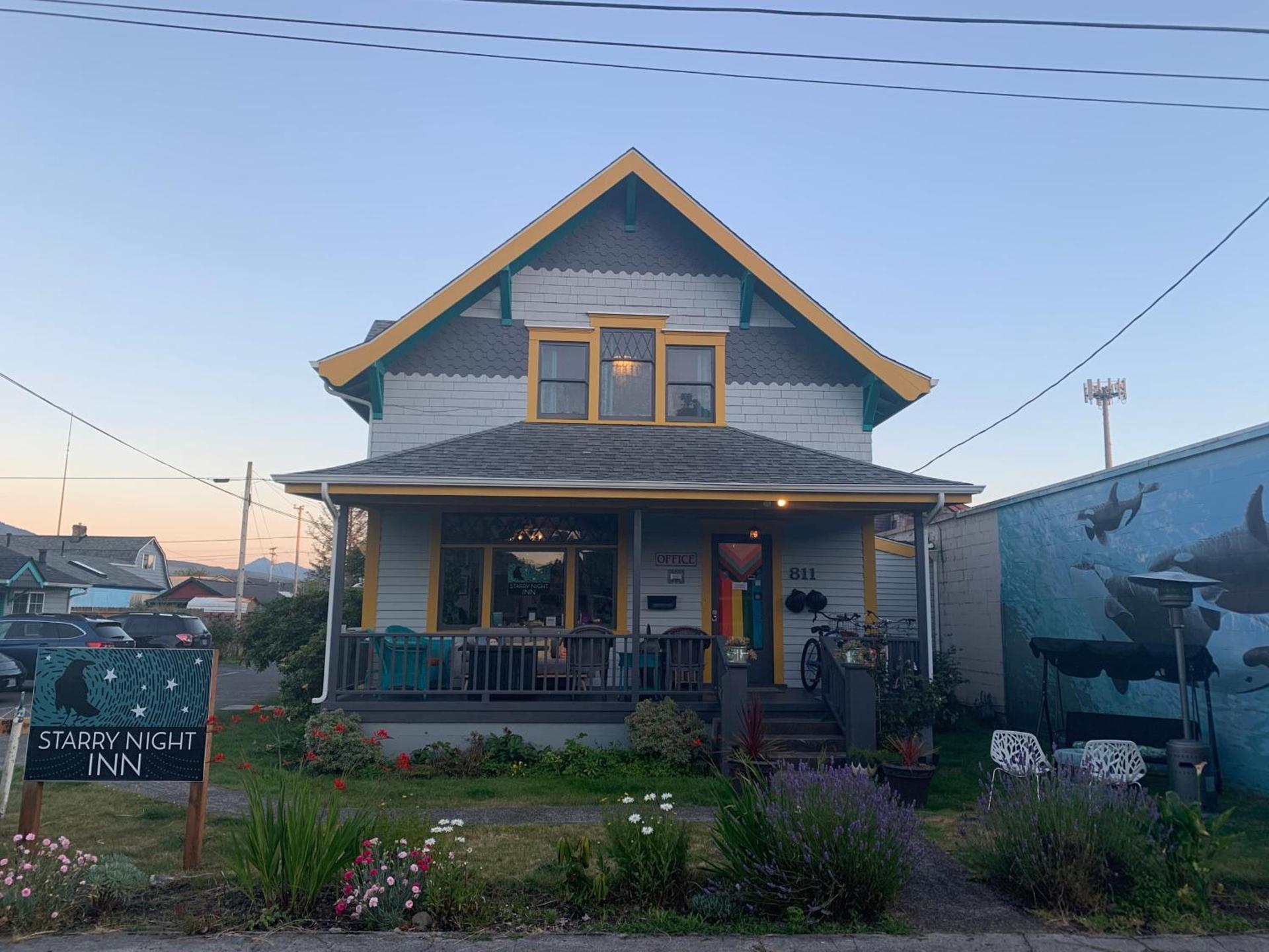 Starry Night Inn photo 1