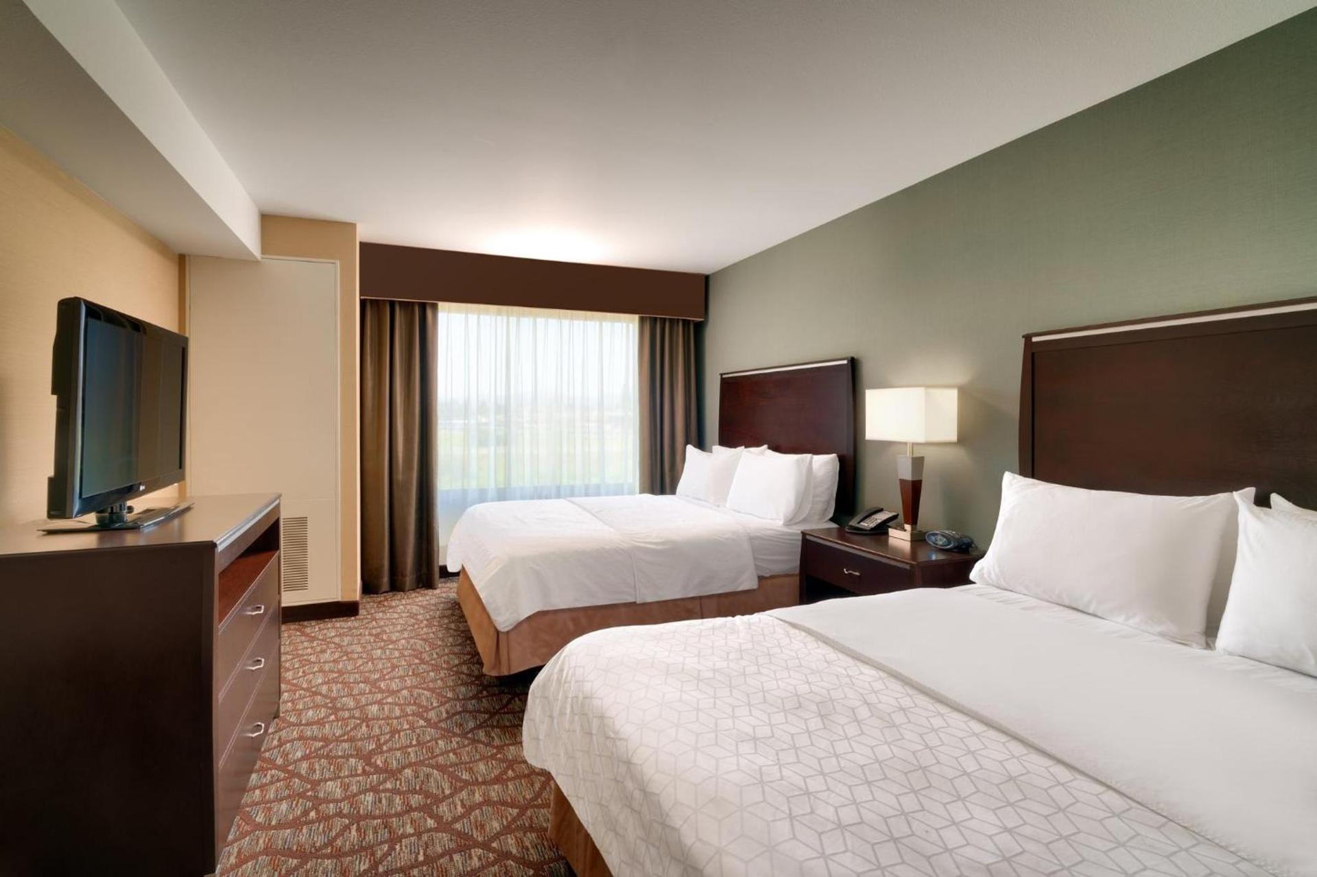 Holiday Inn Express Hotel & Suites Butte by IHG photo 29