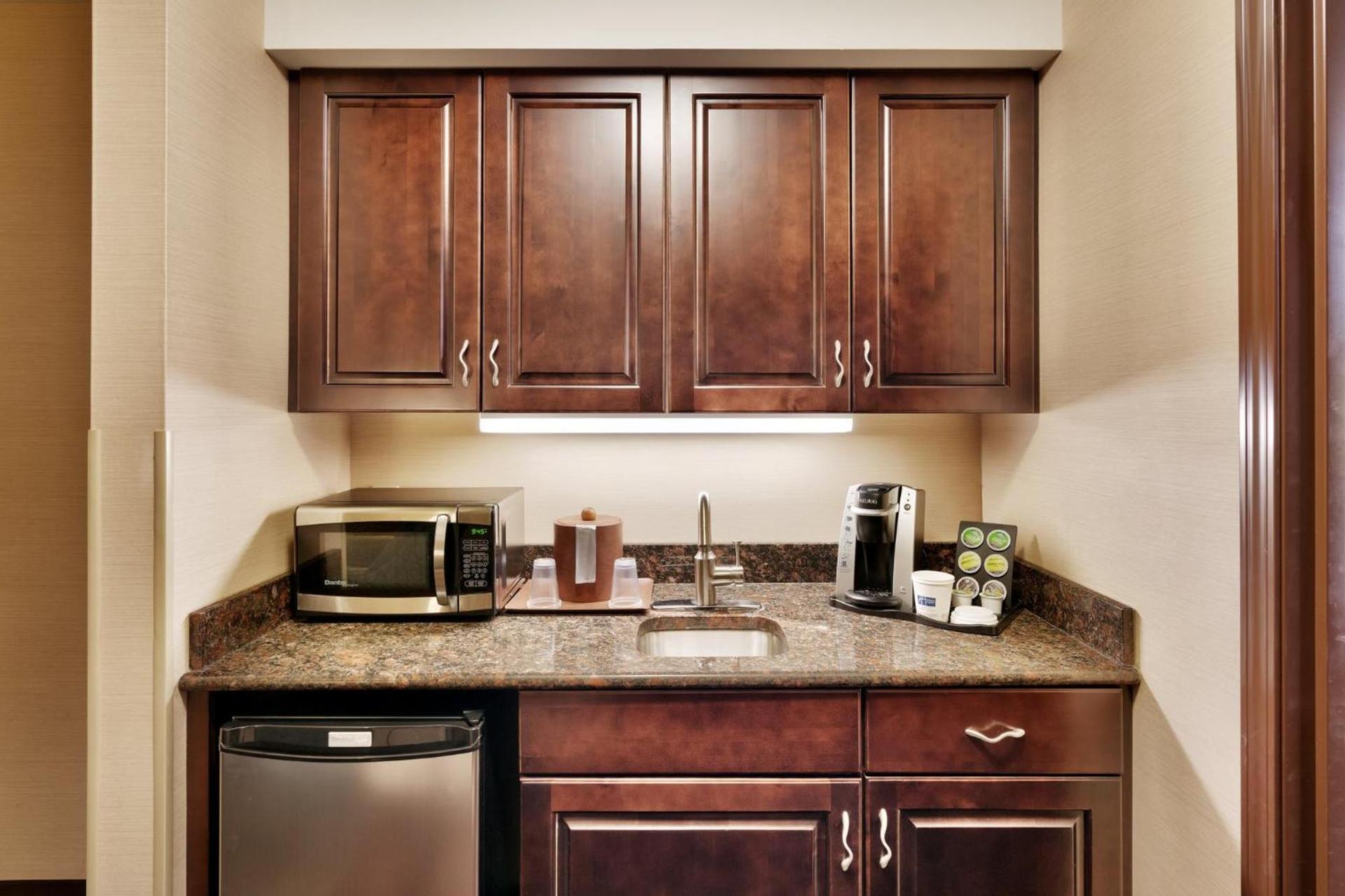 Holiday Inn Express Hotel & Suites Butte by IHG photo 32
