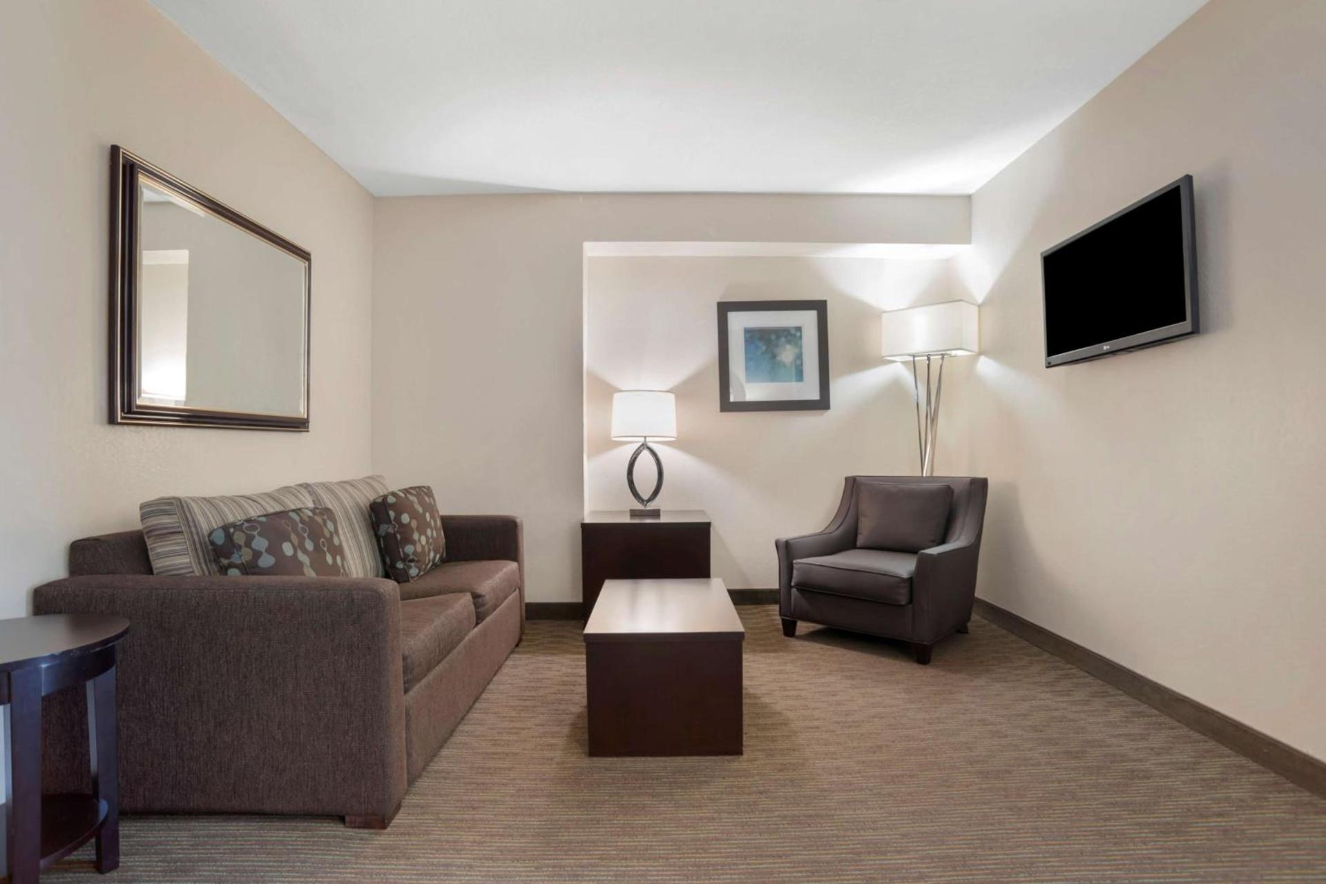 Best Western Plus Tallahassee North Hotel photo 21