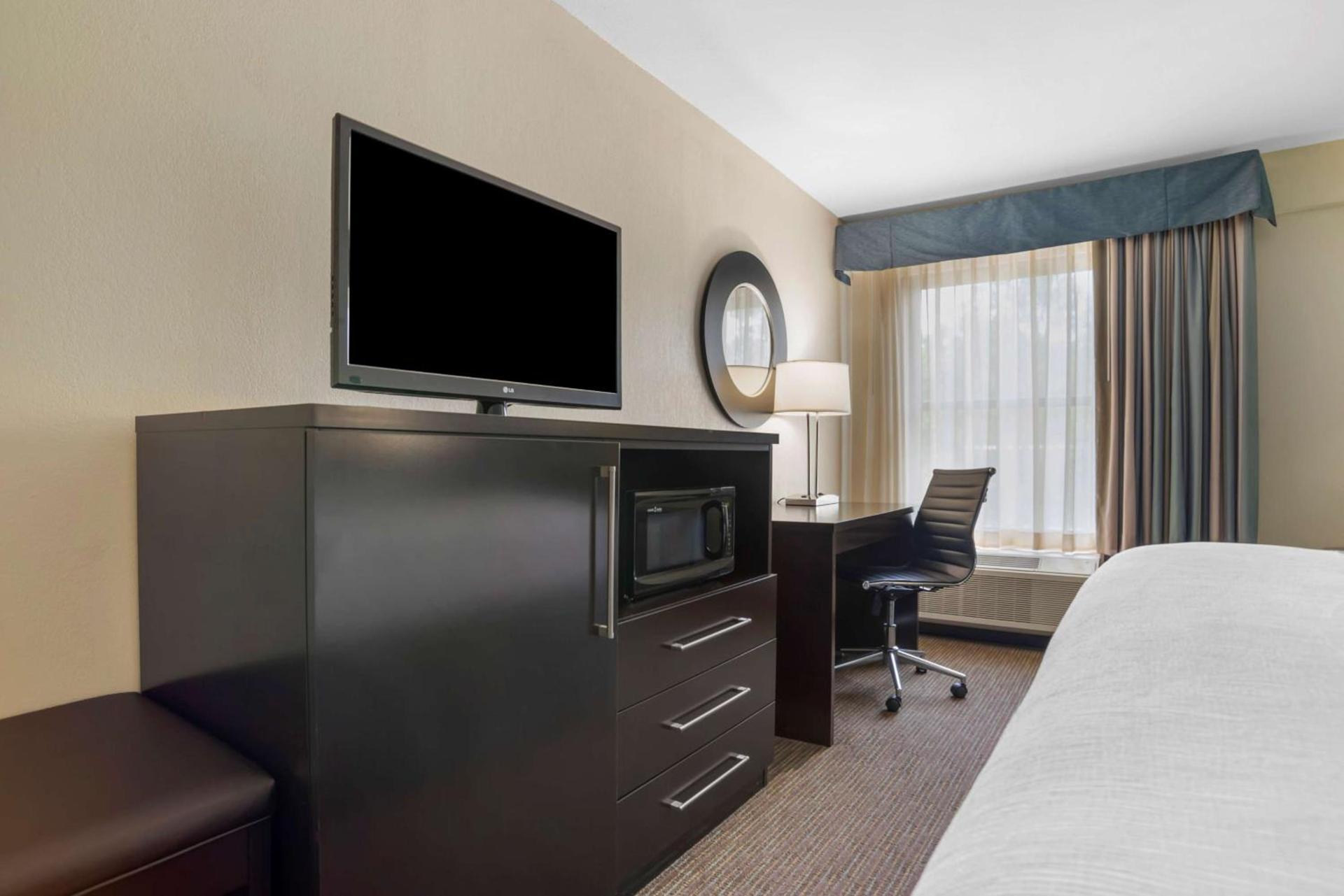 Best Western Plus Tallahassee North Hotel photo 23
