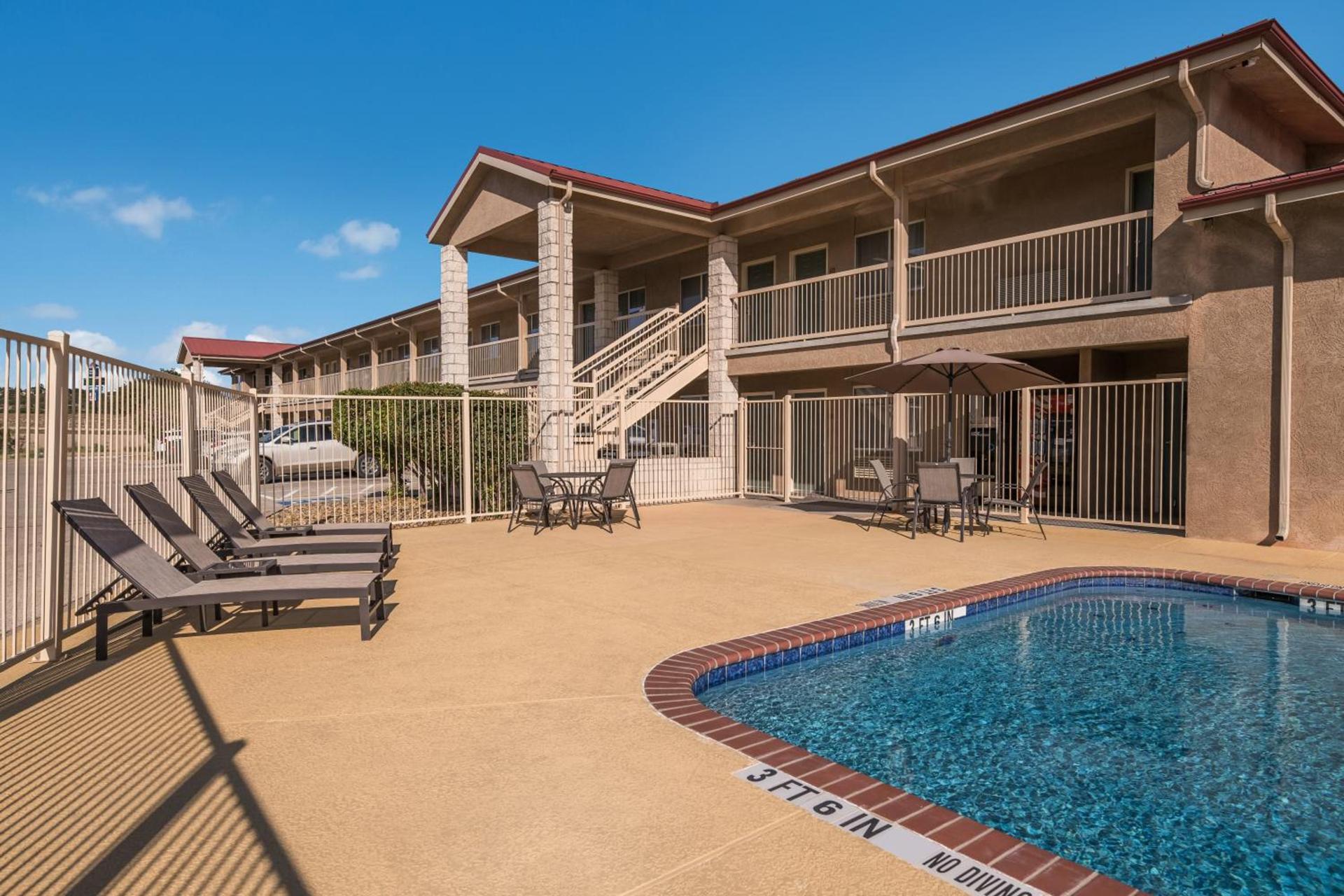 Quality Inn Sonora TX photo 66