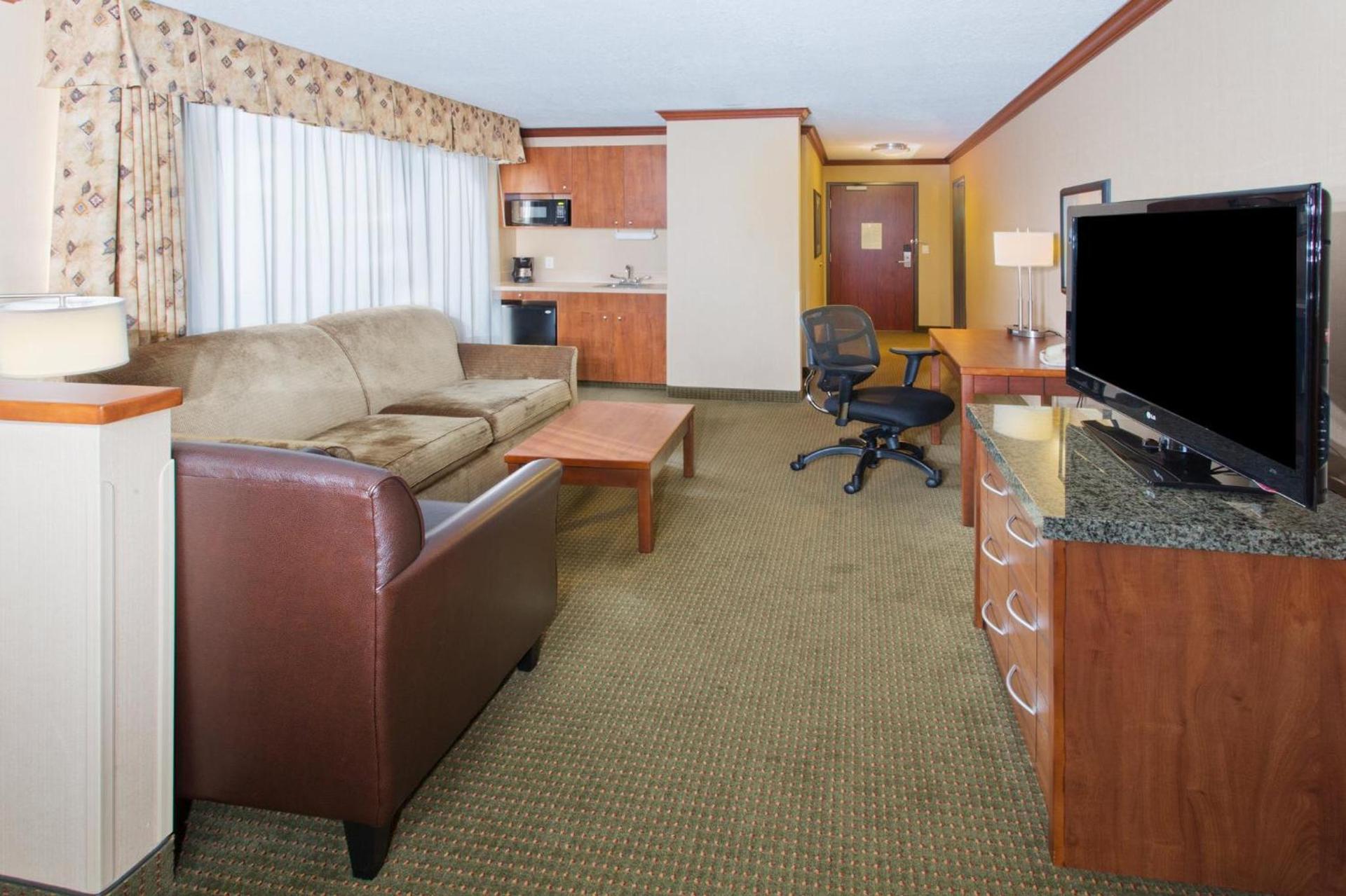 Holiday Inn Express Hotel & Suites Portland-Northwest Downtown by IHG photo 54