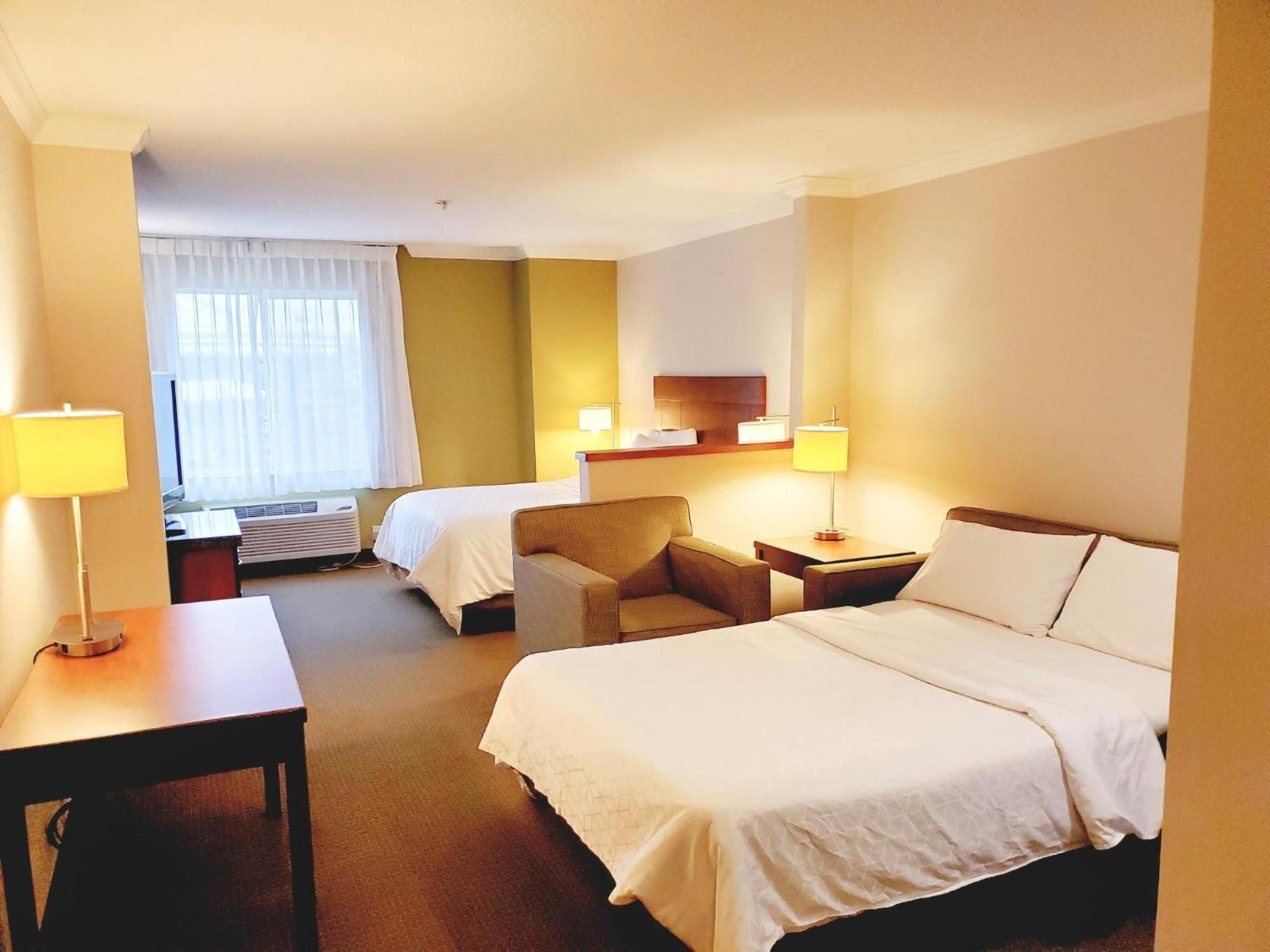 Holiday Inn Express Hotel & Suites Portland-Northwest Downtown by IHG photo 43