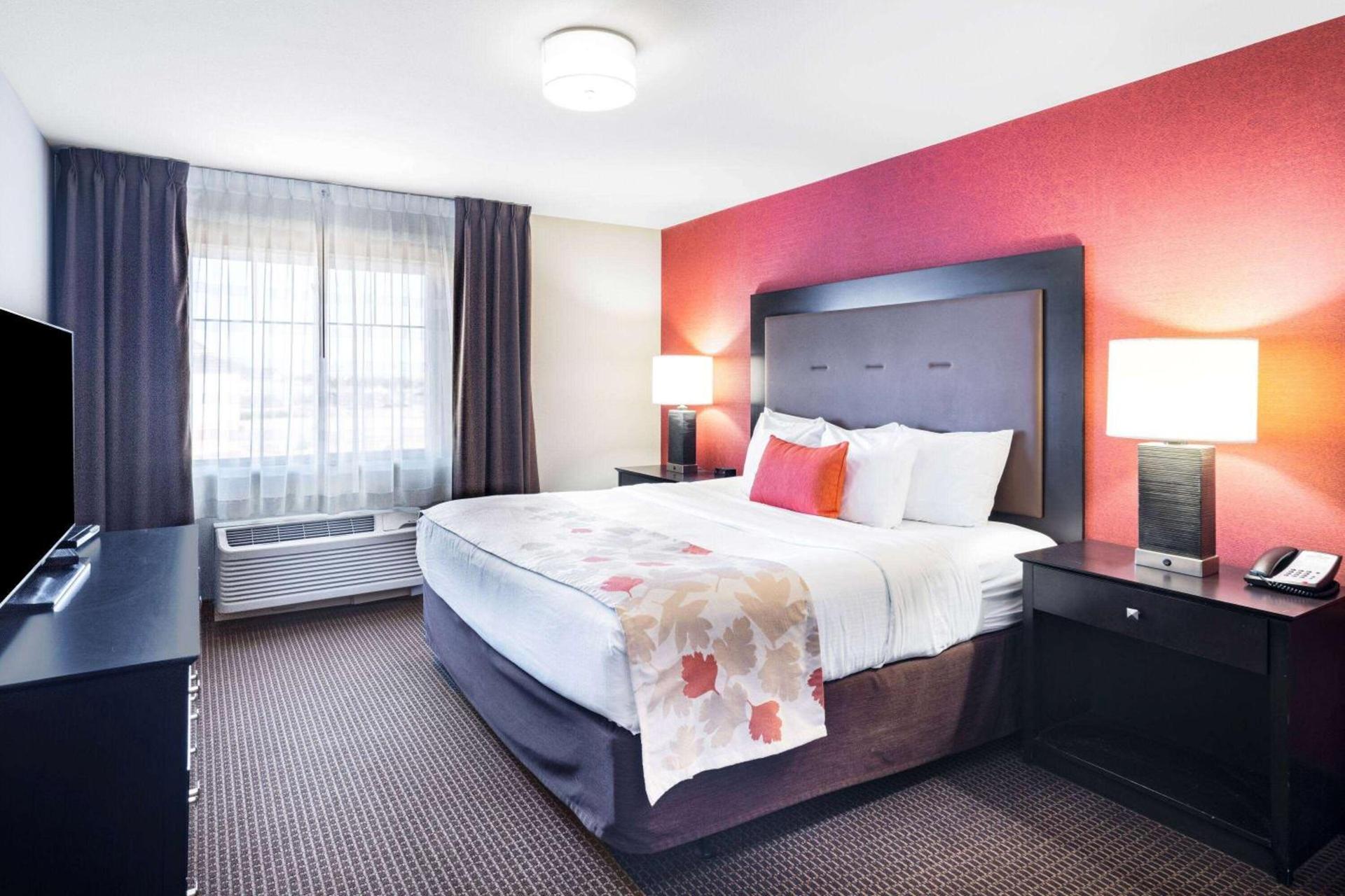 Hawthorn Suites by Wyndham Williston photo 16