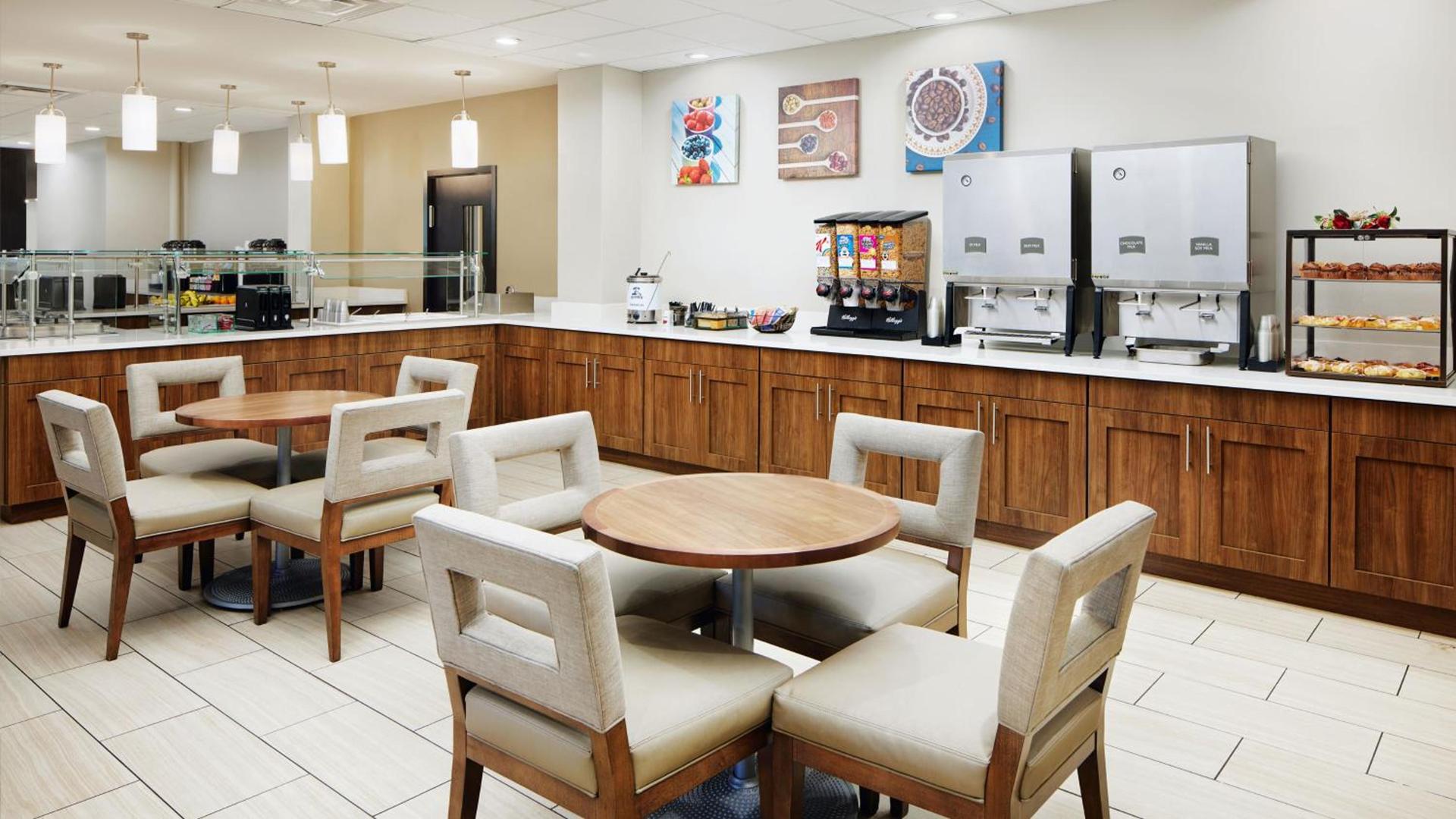 Staybridge Suites Orlando Royale Parc Suites by IHG photo 29